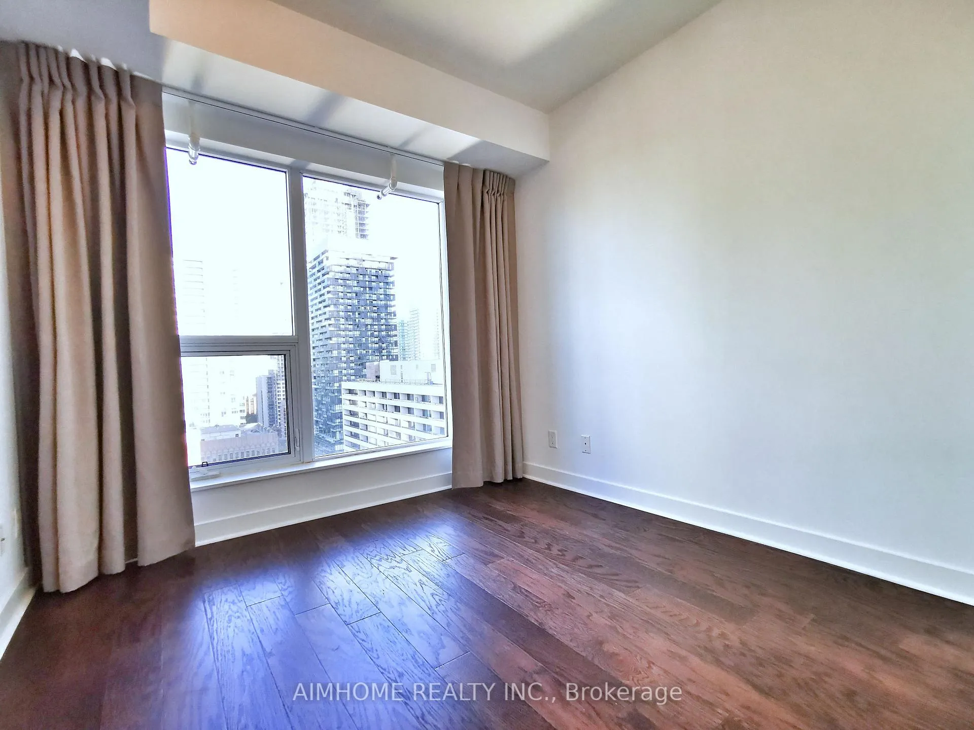 Photo 14 of Unit 2006, 58 Orchard View Boulevard, Toronto, Yonge-Eglinton — HOMEH