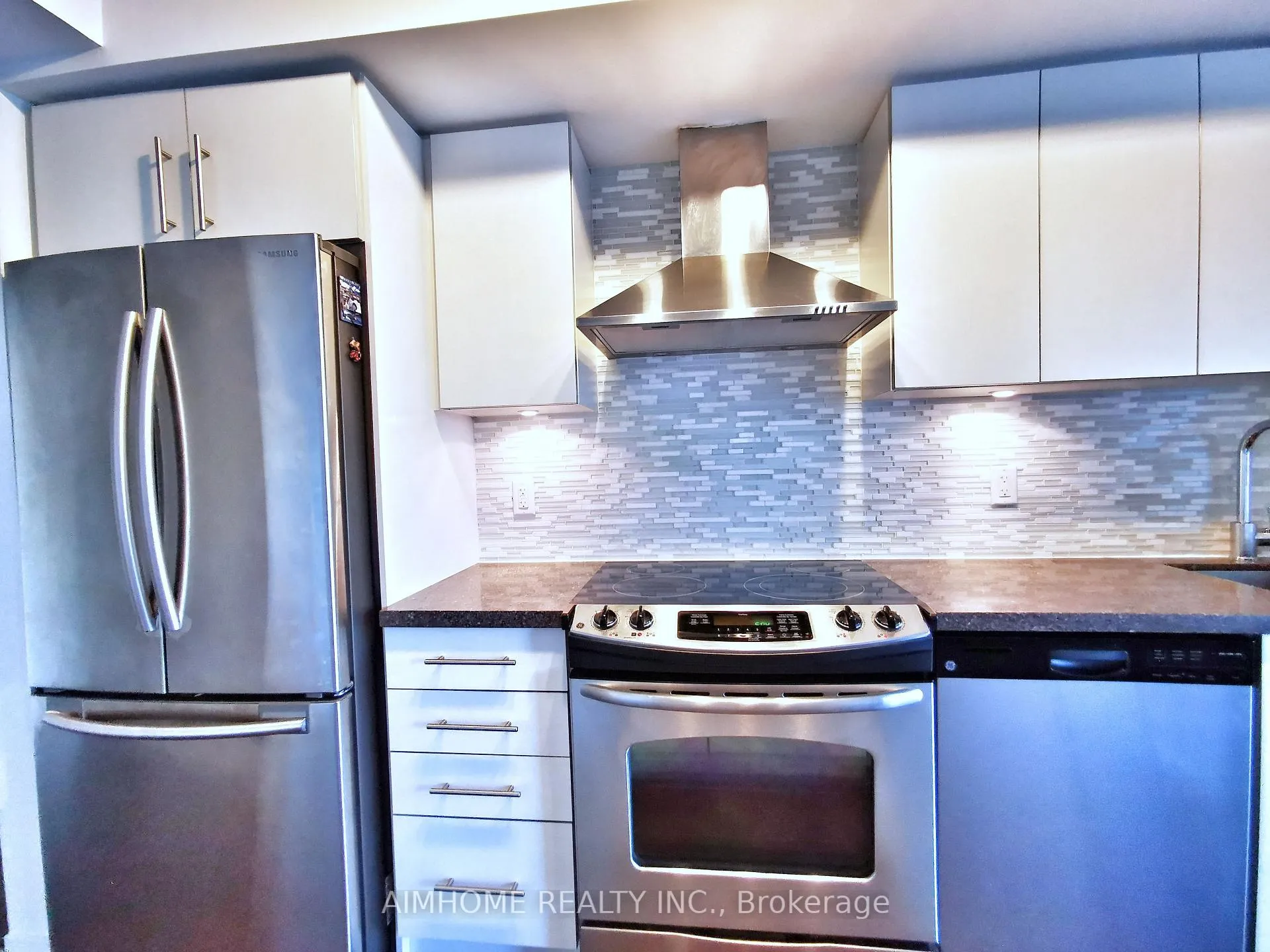 Photo 20 of Unit 2006, 58 Orchard View Boulevard, Toronto, Yonge-Eglinton — HOMEH