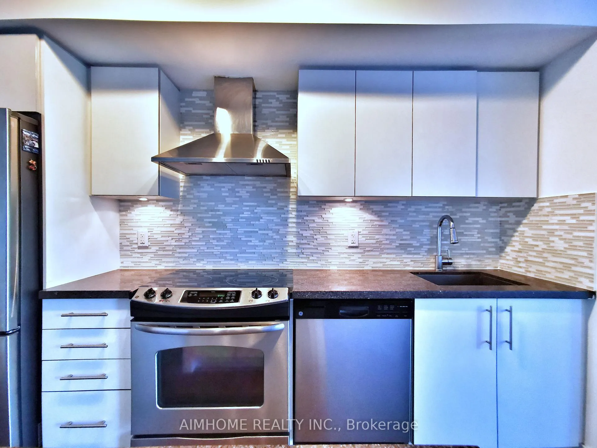 Photo 21 of Unit 2006, 58 Orchard View Boulevard, Toronto, Yonge-Eglinton — HOMEH