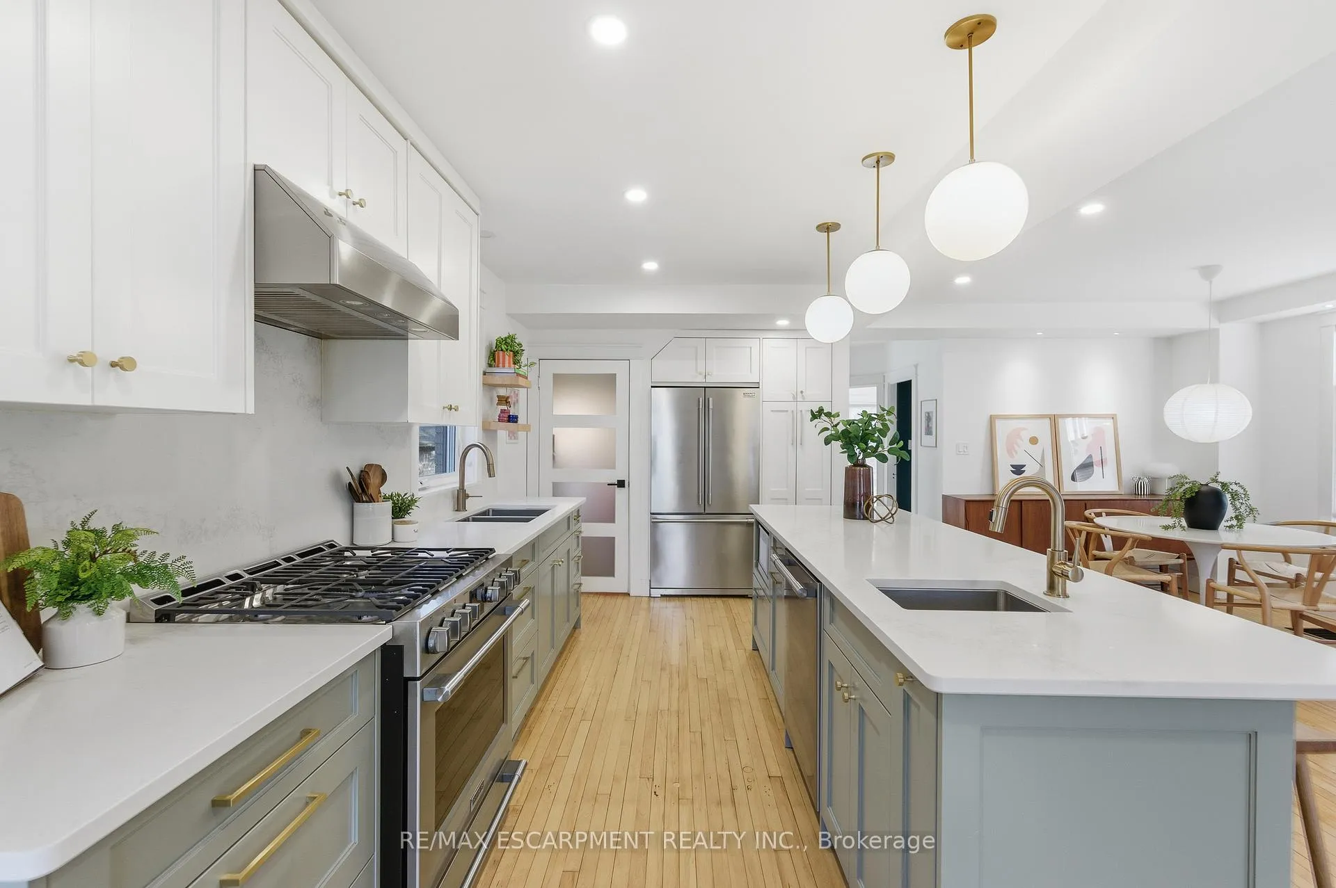 Photo 10 of 73 Arkell Street, Hamilton, Westdale — HOMEH