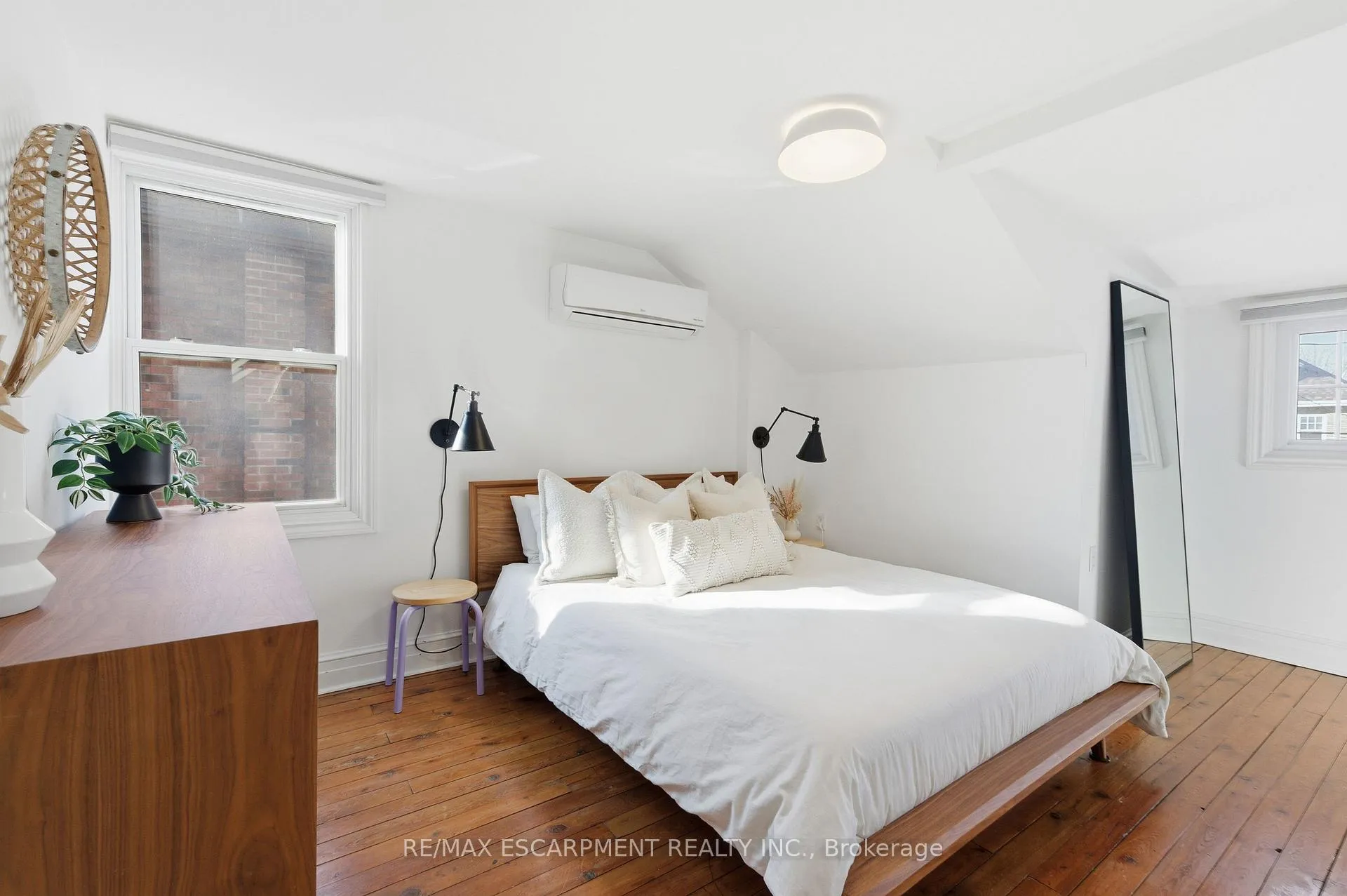 Photo 27 of 73 Arkell Street, Hamilton, Westdale — HOMEH