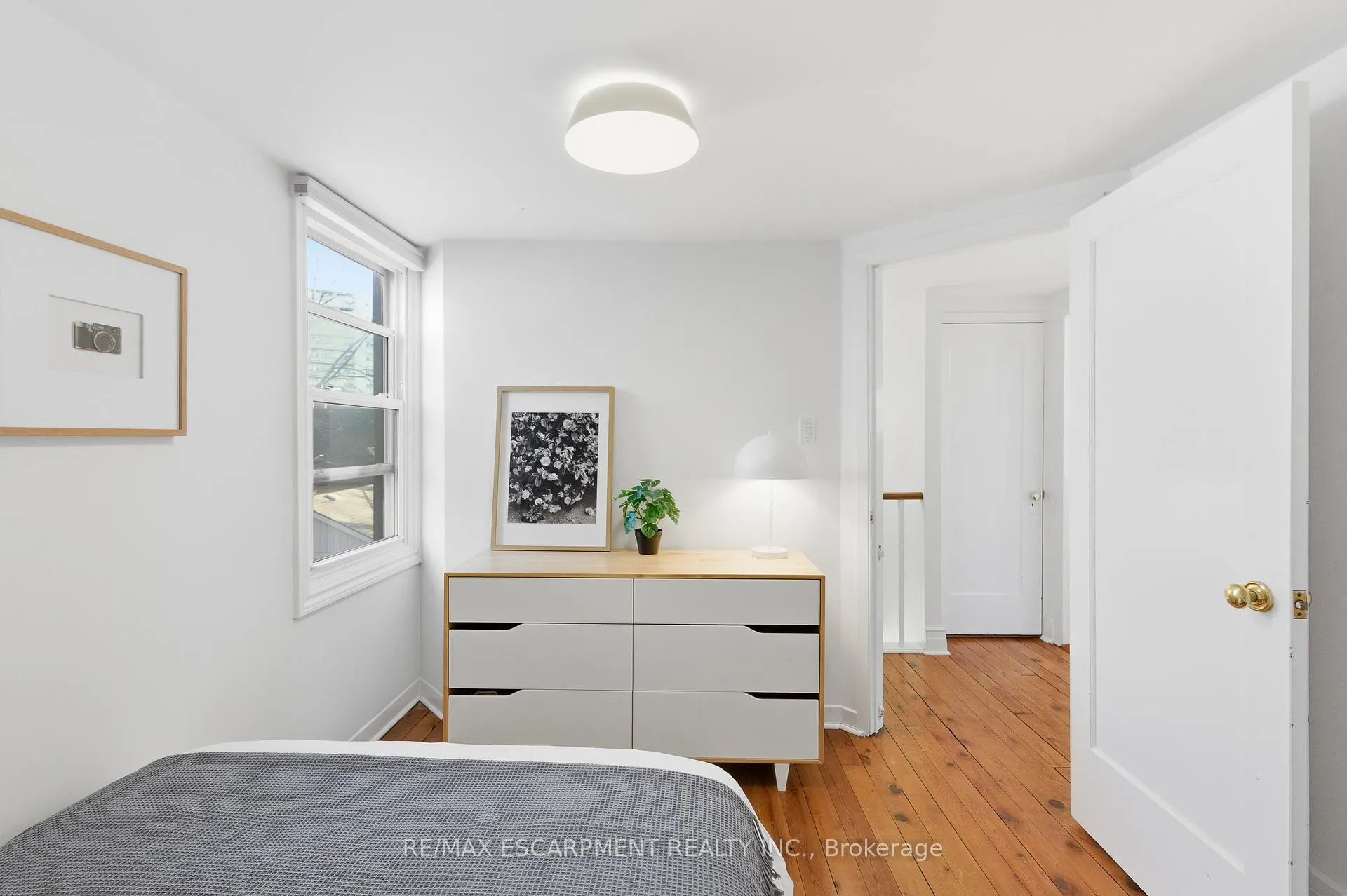 Photo 32 of 73 Arkell Street, Hamilton, Westdale — HOMEH