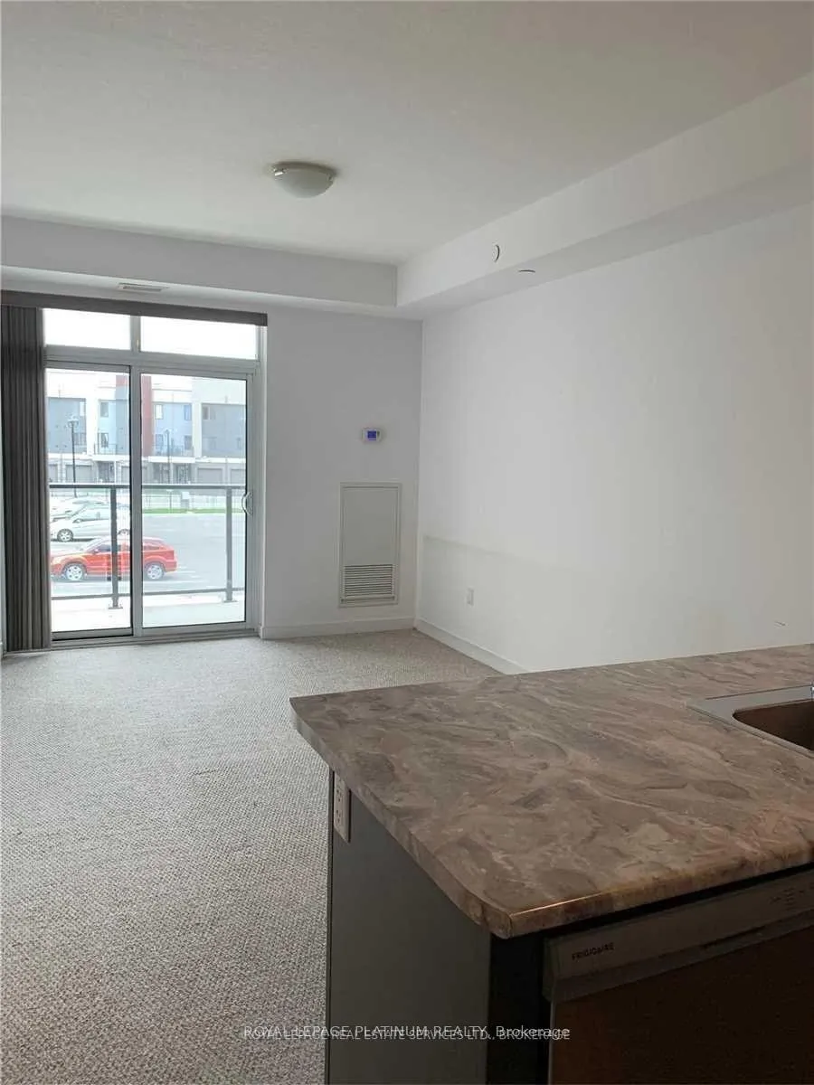 Photo 8 of Unit 233, 125 Shoreview Place, Hamilton, Lakeshore — HOMEH