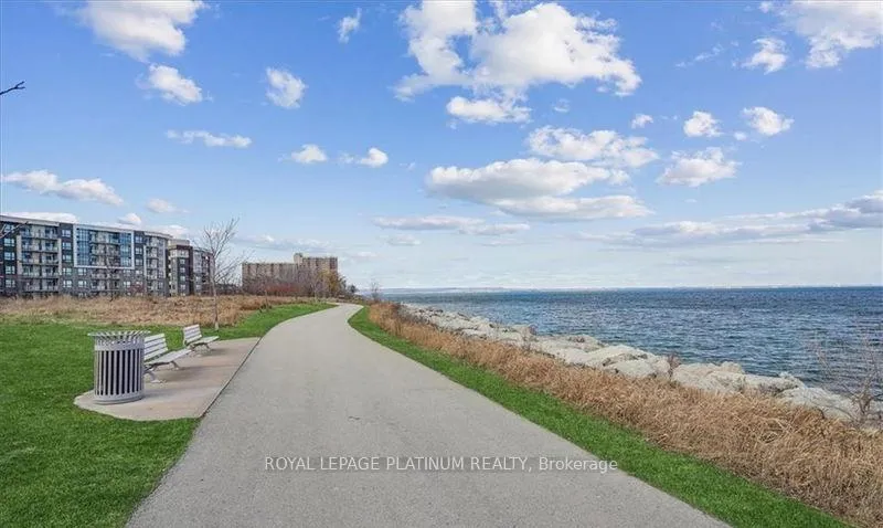 Photo 17 of Unit 233, 125 Shoreview Place, Hamilton, Lakeshore — HOMEH