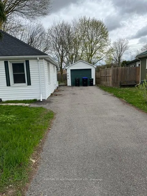 Photo 2 of 105 Paris Street, New Tecumseth, Alliston — HOMEH