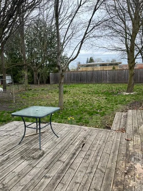 Photo 15 of 105 Paris Street, New Tecumseth, Alliston — HOMEH