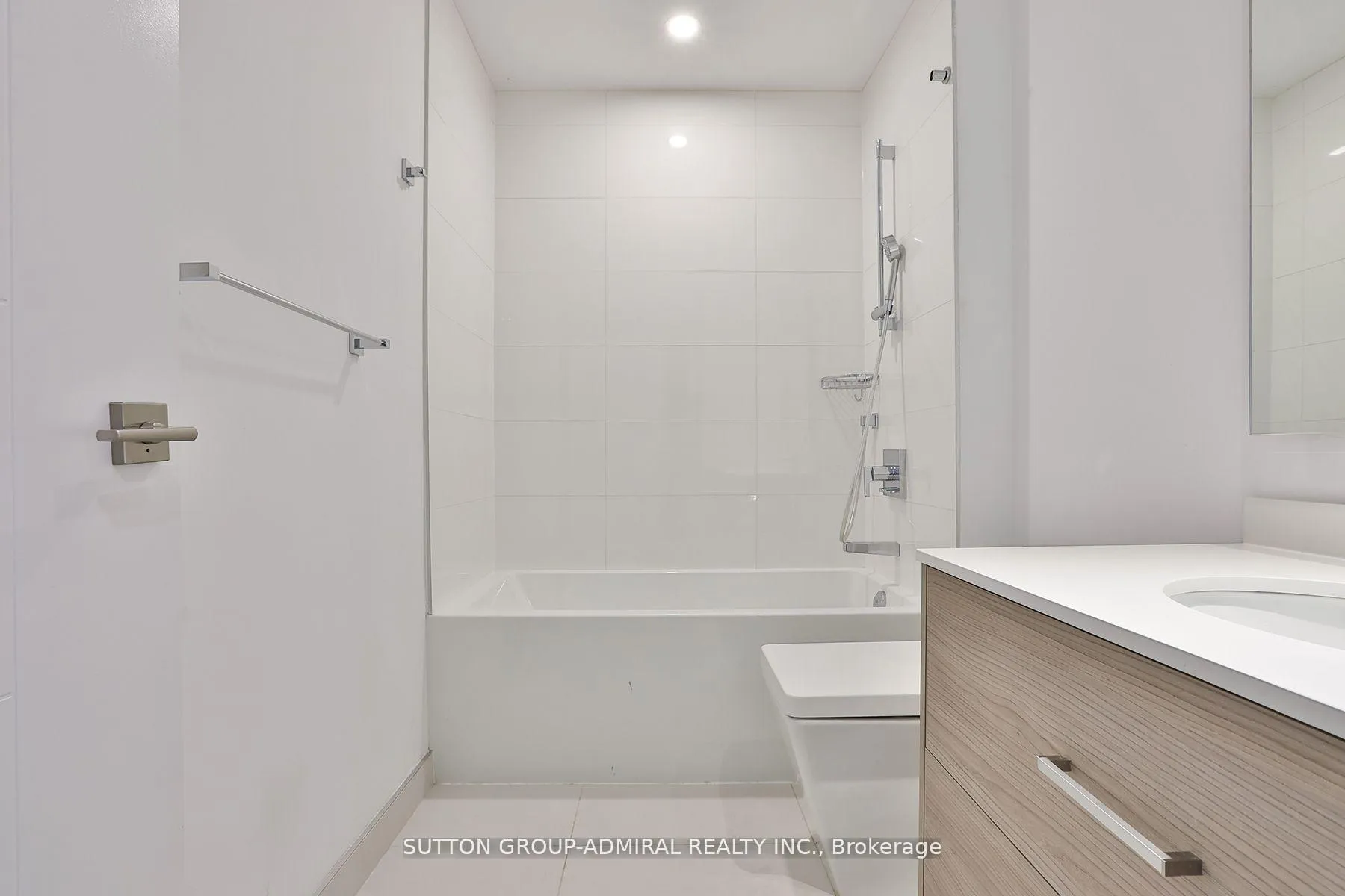 Photo 7 of Unit 2308, 488 University Avenue, Toronto, Kensington-Chinatown — HOMEH