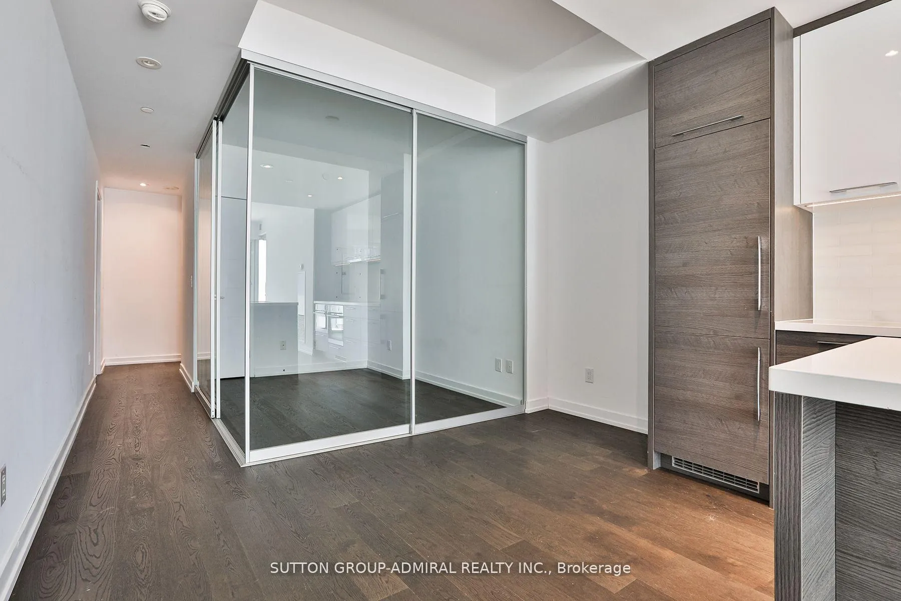 Photo 13 of Unit 2308, 488 University Avenue, Toronto, Kensington-Chinatown — HOMEH