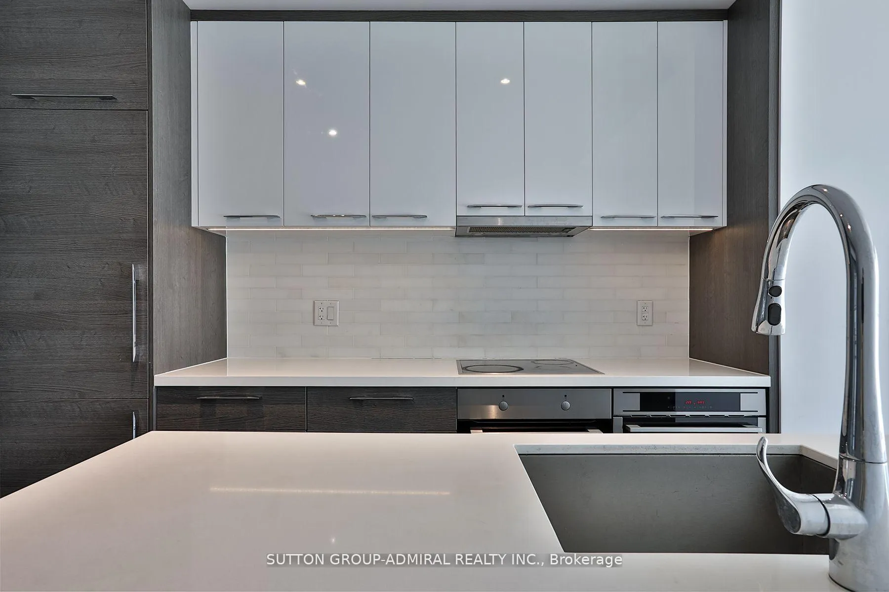 Photo 17 of Unit 2308, 488 University Avenue, Toronto, Kensington-Chinatown — HOMEH