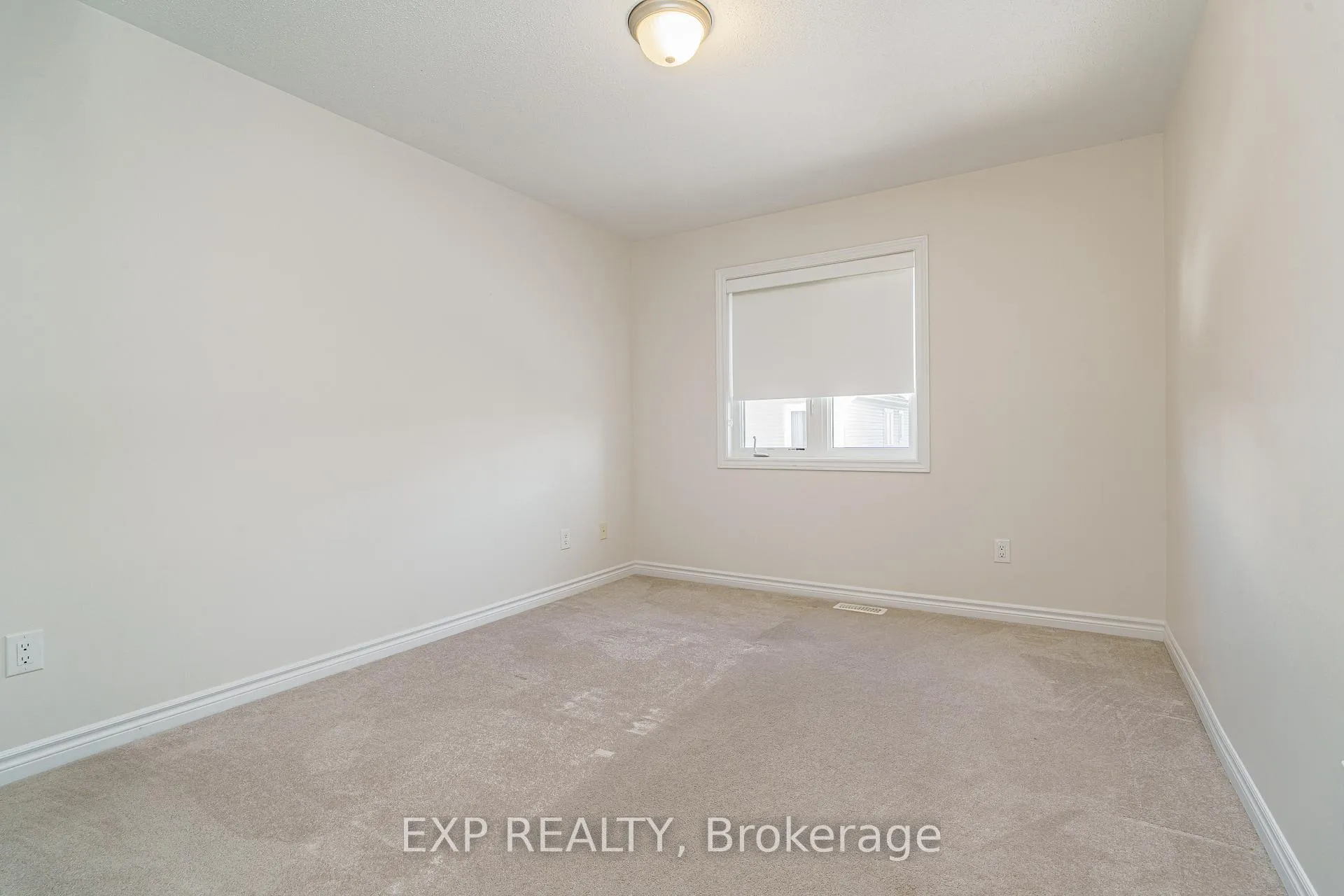 Photo 22 of 215 Rivertree Street, Ottawa, Kanata - Emerald Meadows/Trailwest — HOMEH