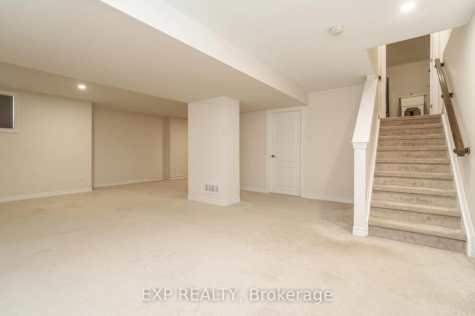 Photo 25 of 215 Rivertree Street, Ottawa, Kanata - Emerald Meadows/Trailwest — HOMEH