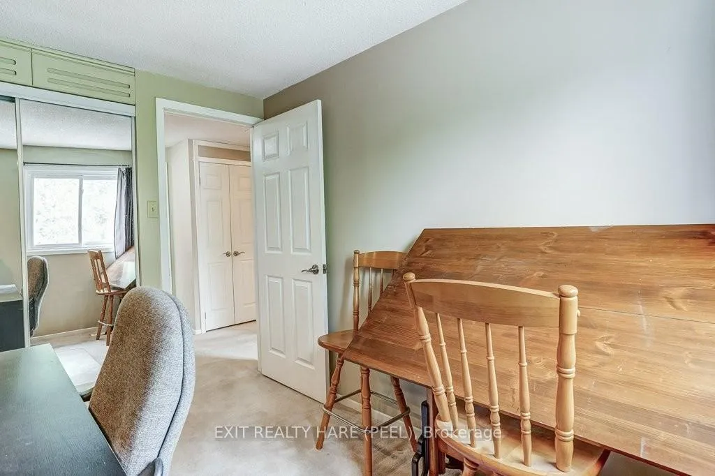 Photo 21 of 28 Sparklett Crescent, Brampton, Heart Lake East — HOMEH
