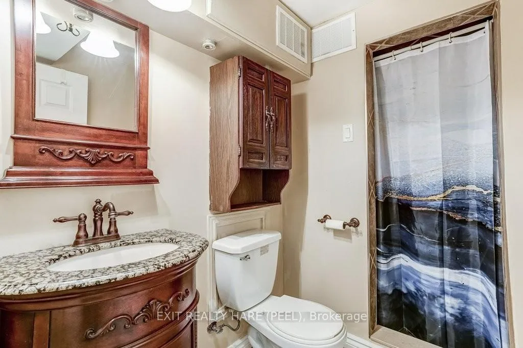 Photo 24 of 28 Sparklett Crescent, Brampton, Heart Lake East — HOMEH