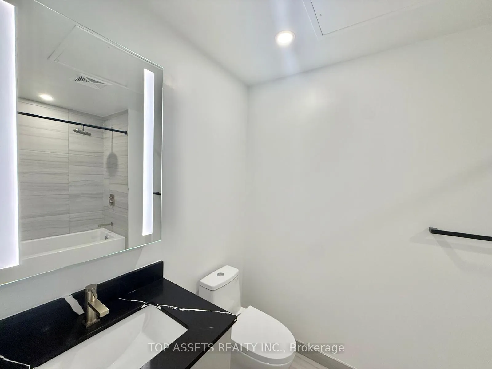 Photo 10 of Unit 1106, 285 Dufferin Street, Toronto, South Parkdale — HOMEH