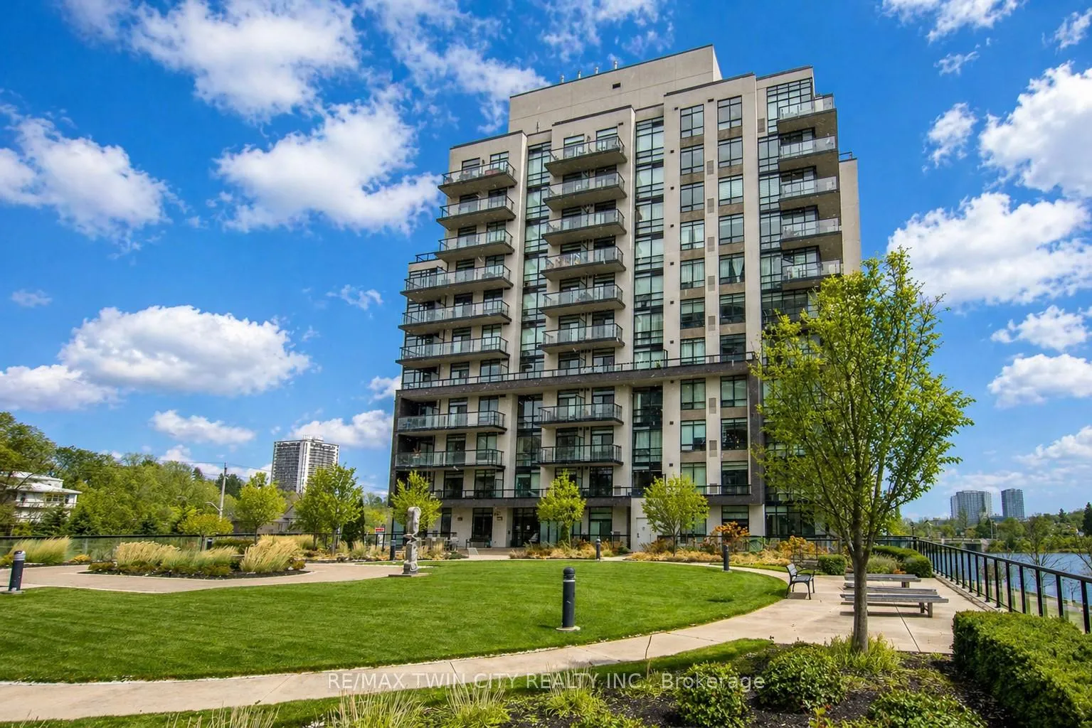 Front of Unit 803, 150 Water Street N