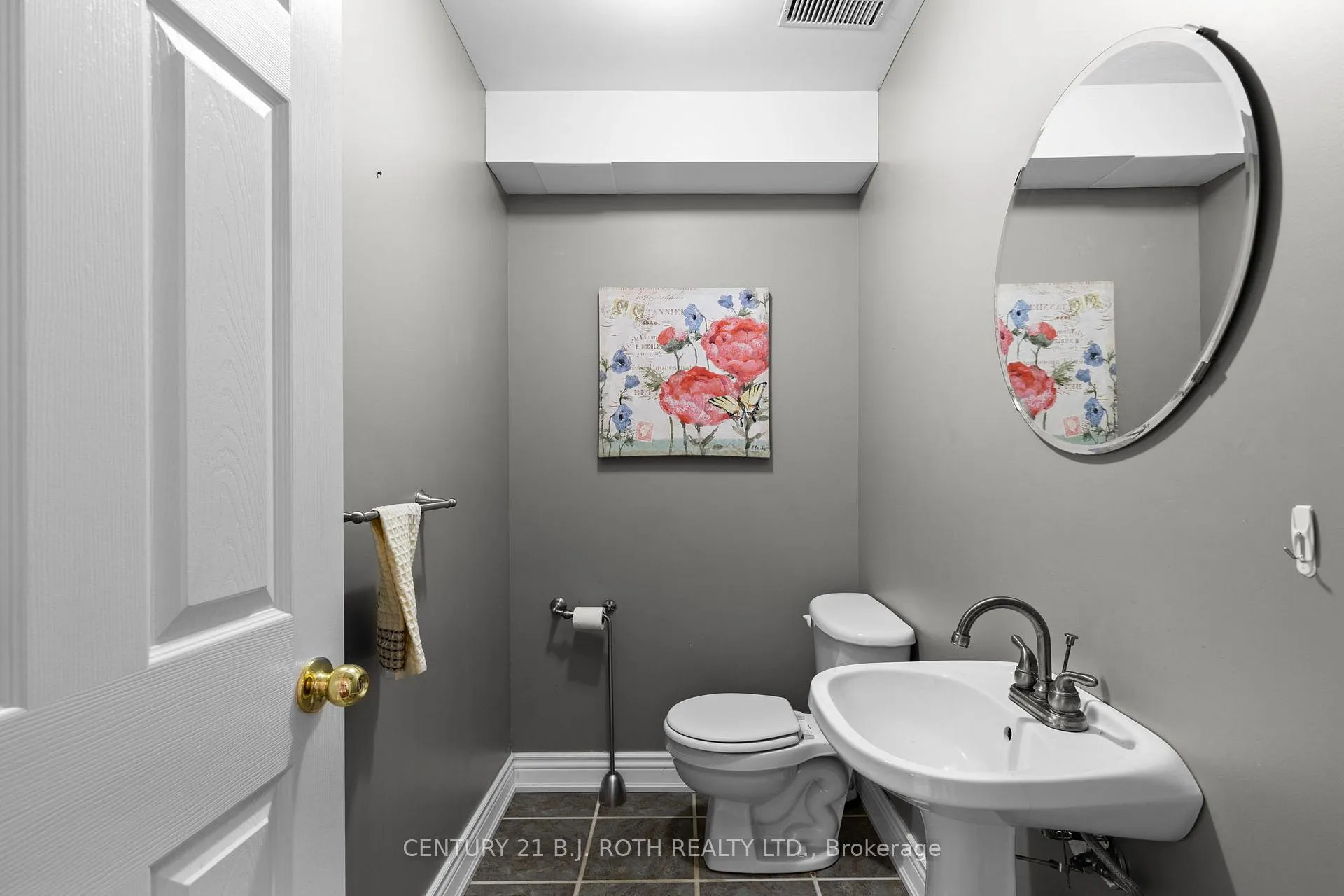 Photo 22 of 45 White Elm Road, Barrie, Holly — HOMEH