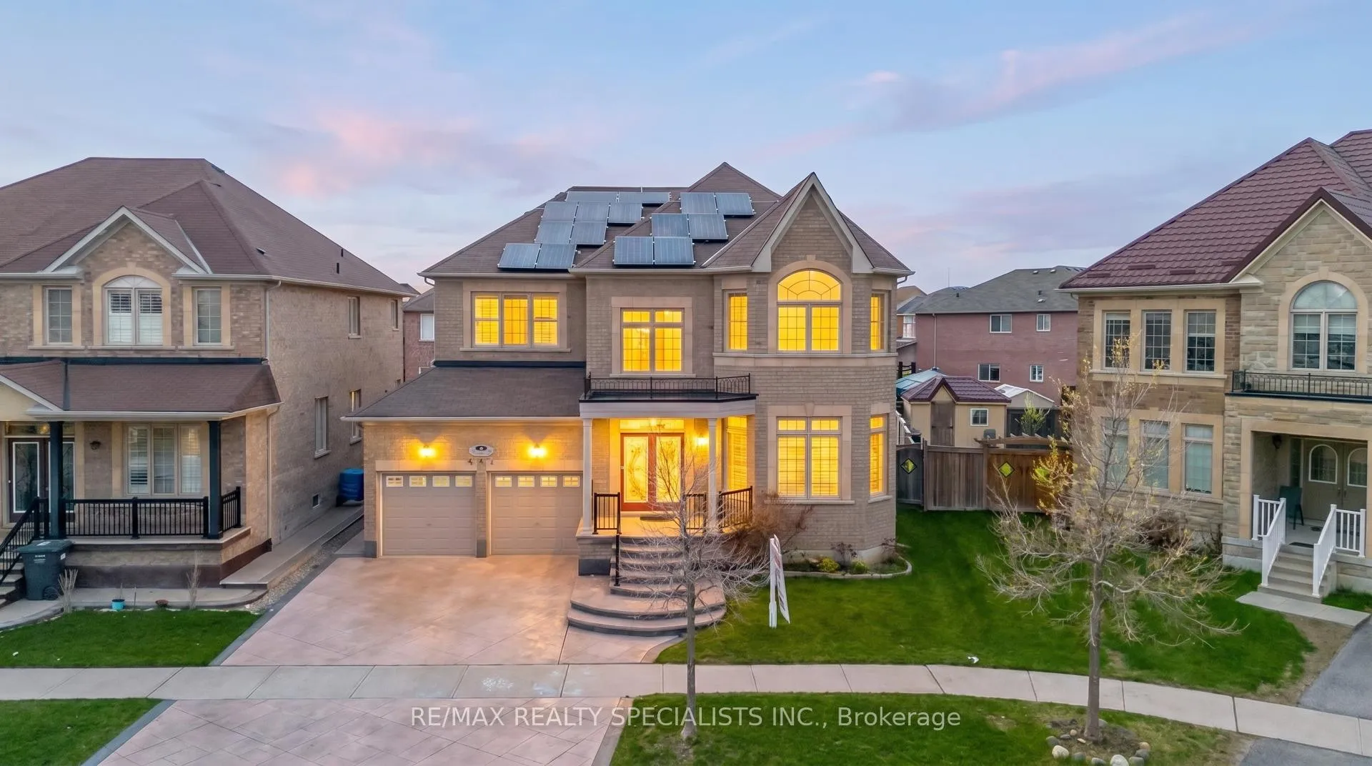 Photo 1 of 30 Portside Crescent, Brampton, Sandringham-Wellington — HOMEH