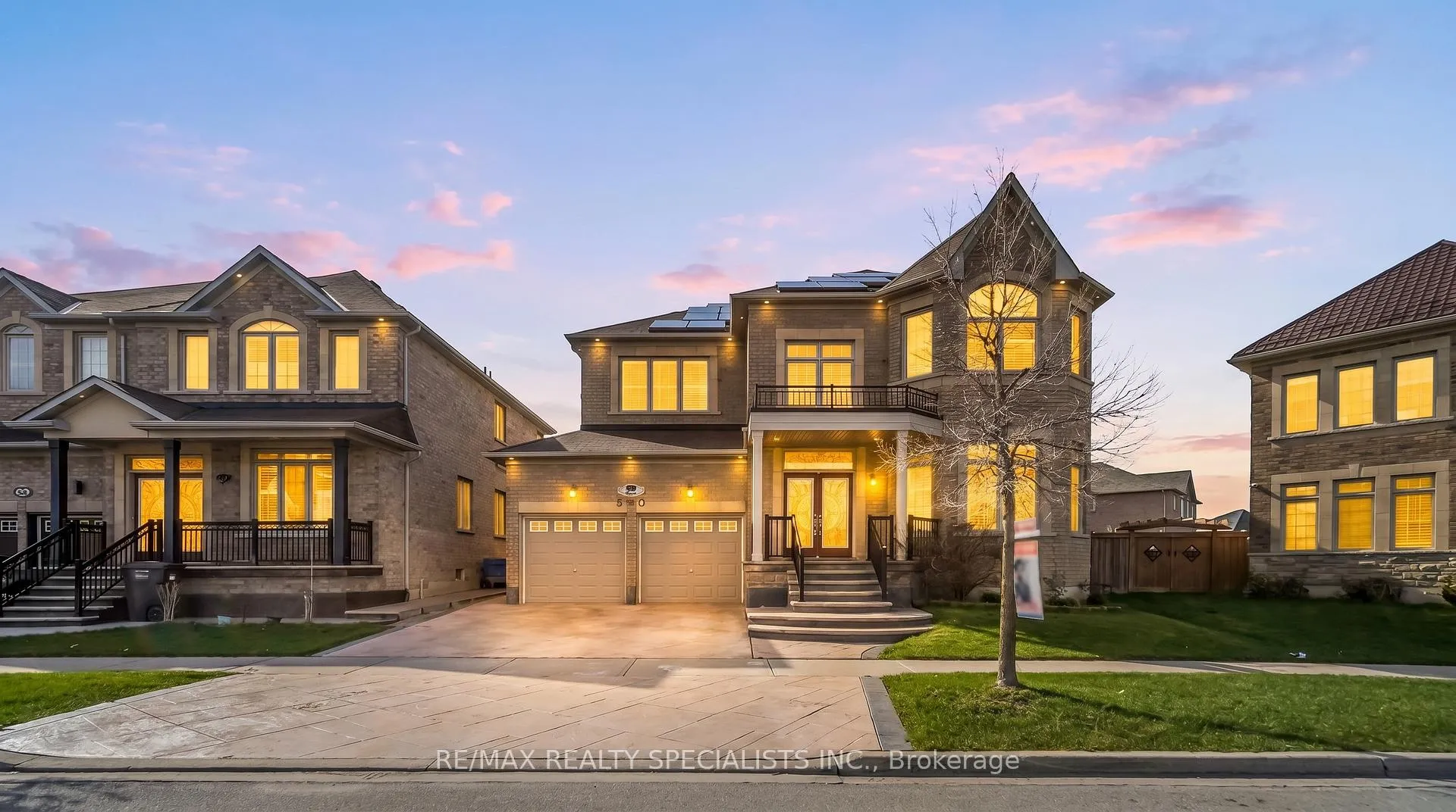 Photo 2 of 30 Portside Crescent, Brampton, Sandringham-Wellington — HOMEH