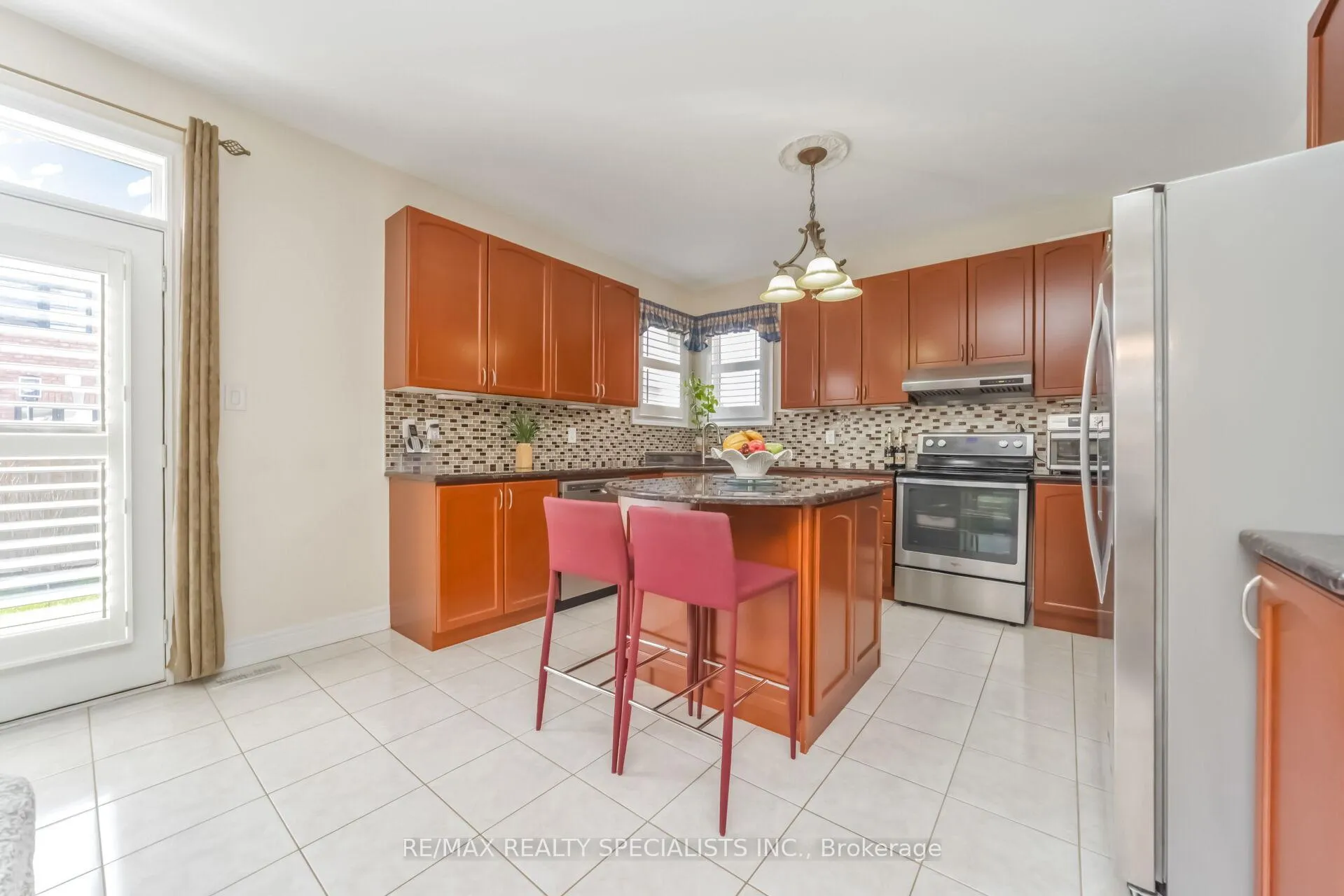 Photo 15 of 30 Portside Crescent, Brampton, Sandringham-Wellington — HOMEH