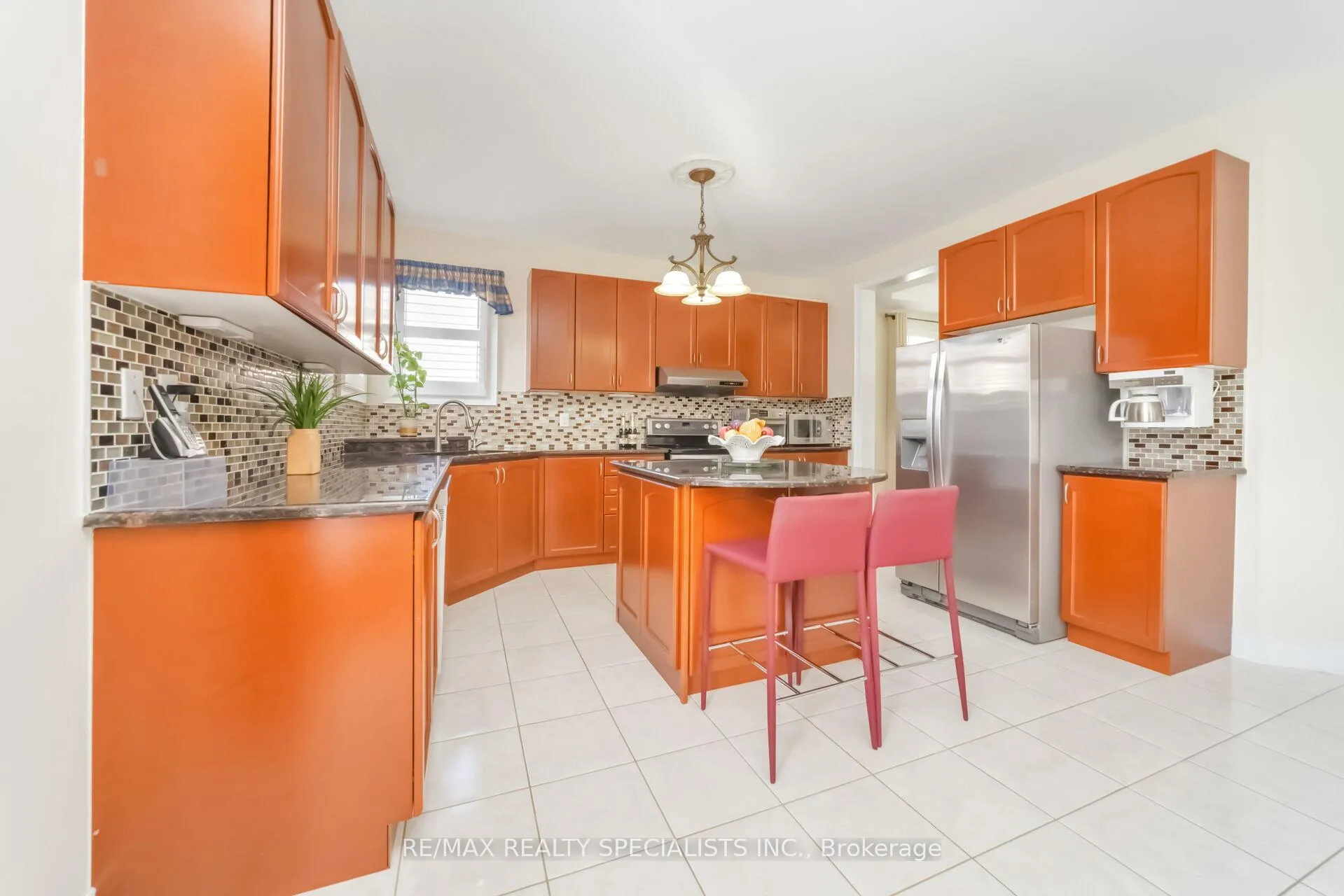 Photo 16 of 30 Portside Crescent, Brampton, Sandringham-Wellington — HOMEH