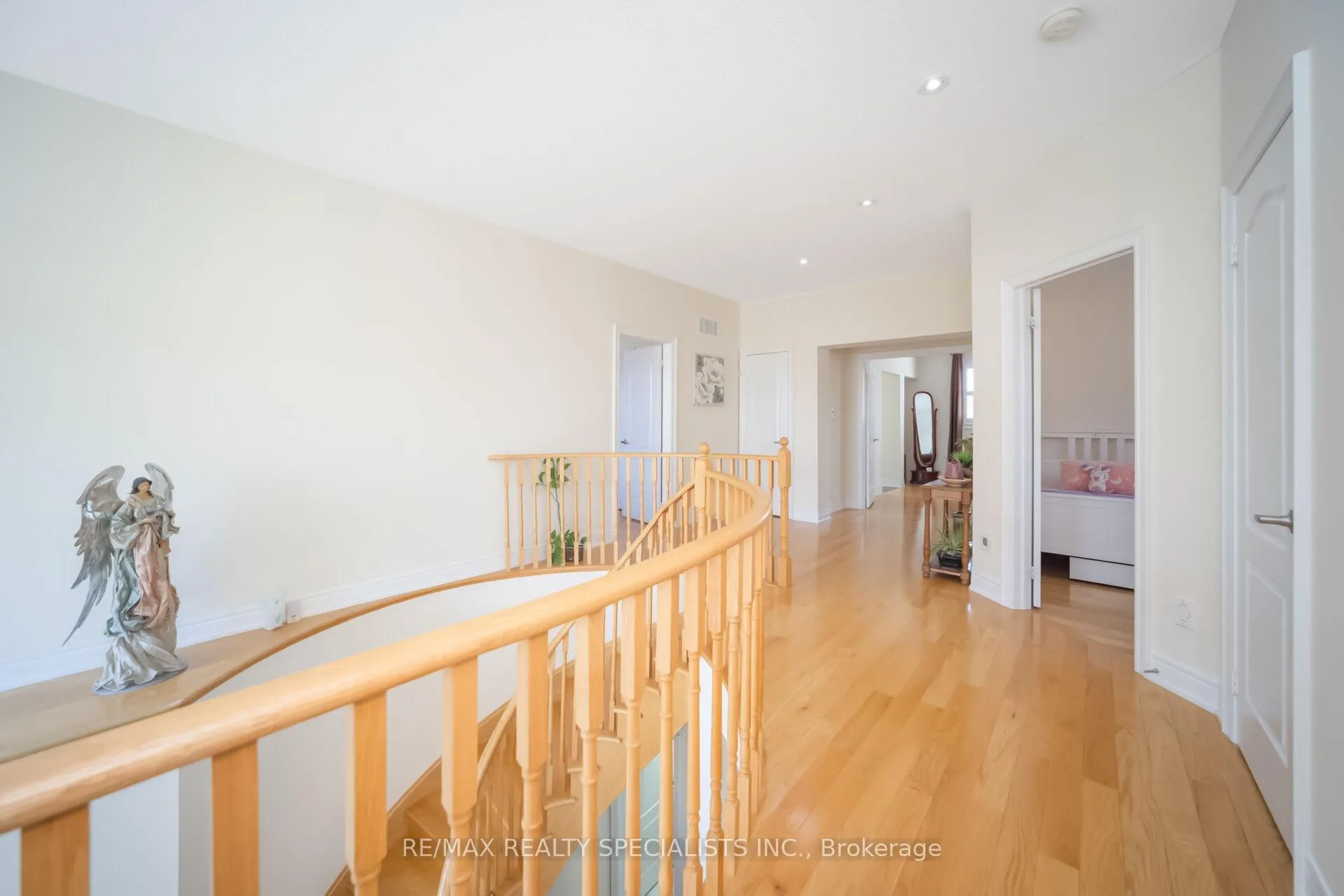 Photo 19 of 30 Portside Crescent, Brampton, Sandringham-Wellington — HOMEH
