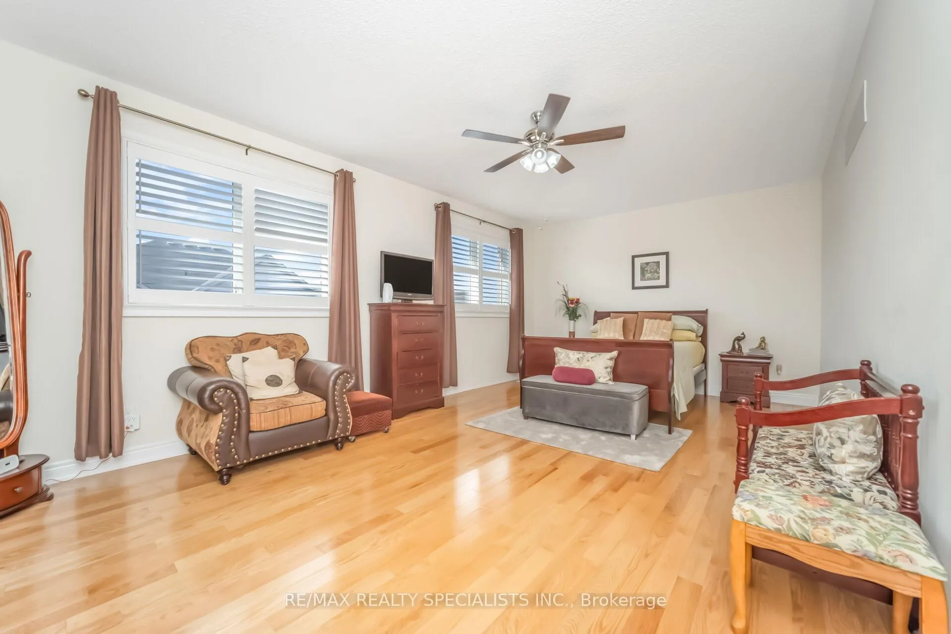Photo 20 of 30 Portside Crescent, Brampton, Sandringham-Wellington — HOMEH