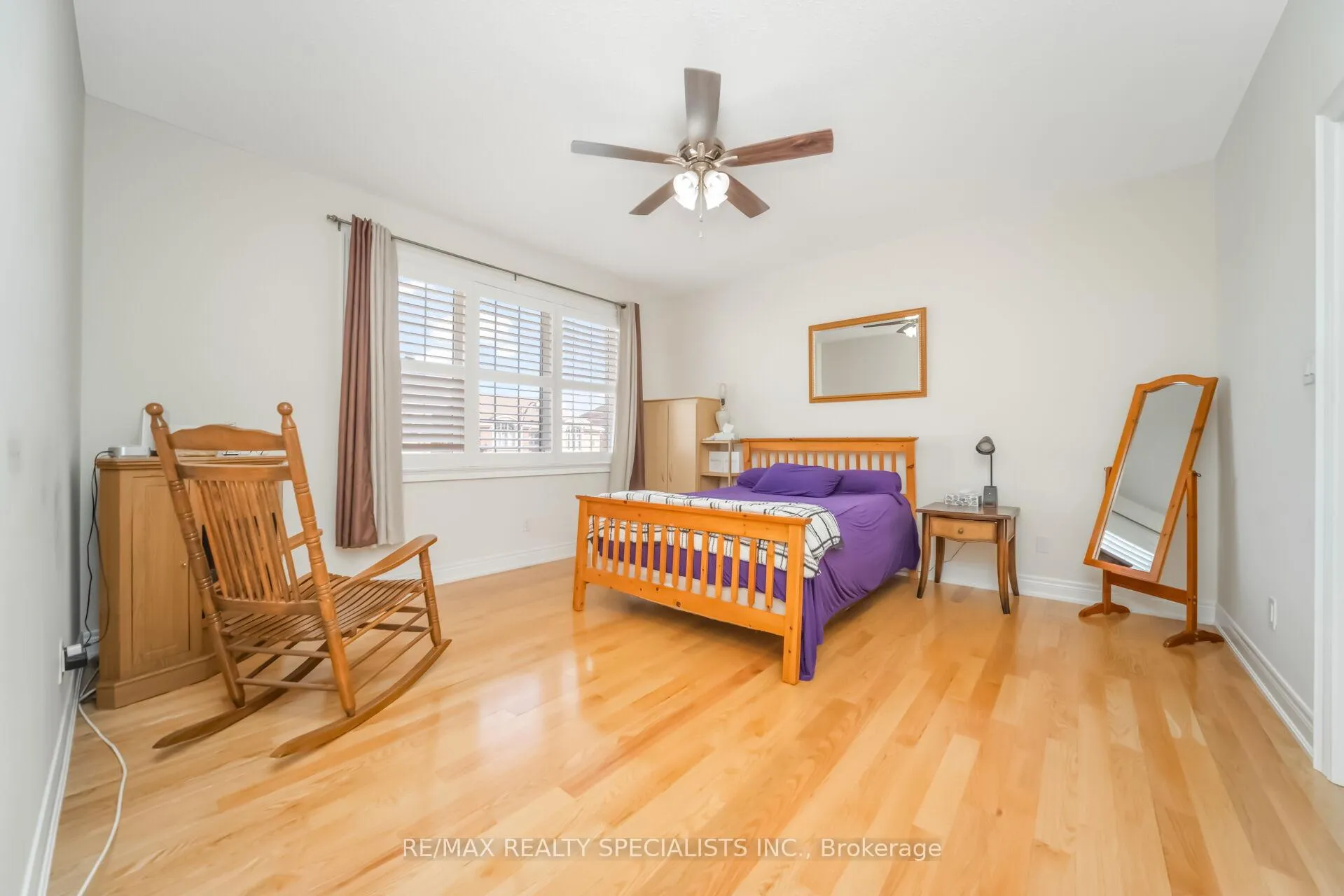 Photo 24 of 30 Portside Crescent, Brampton, Sandringham-Wellington — HOMEH
