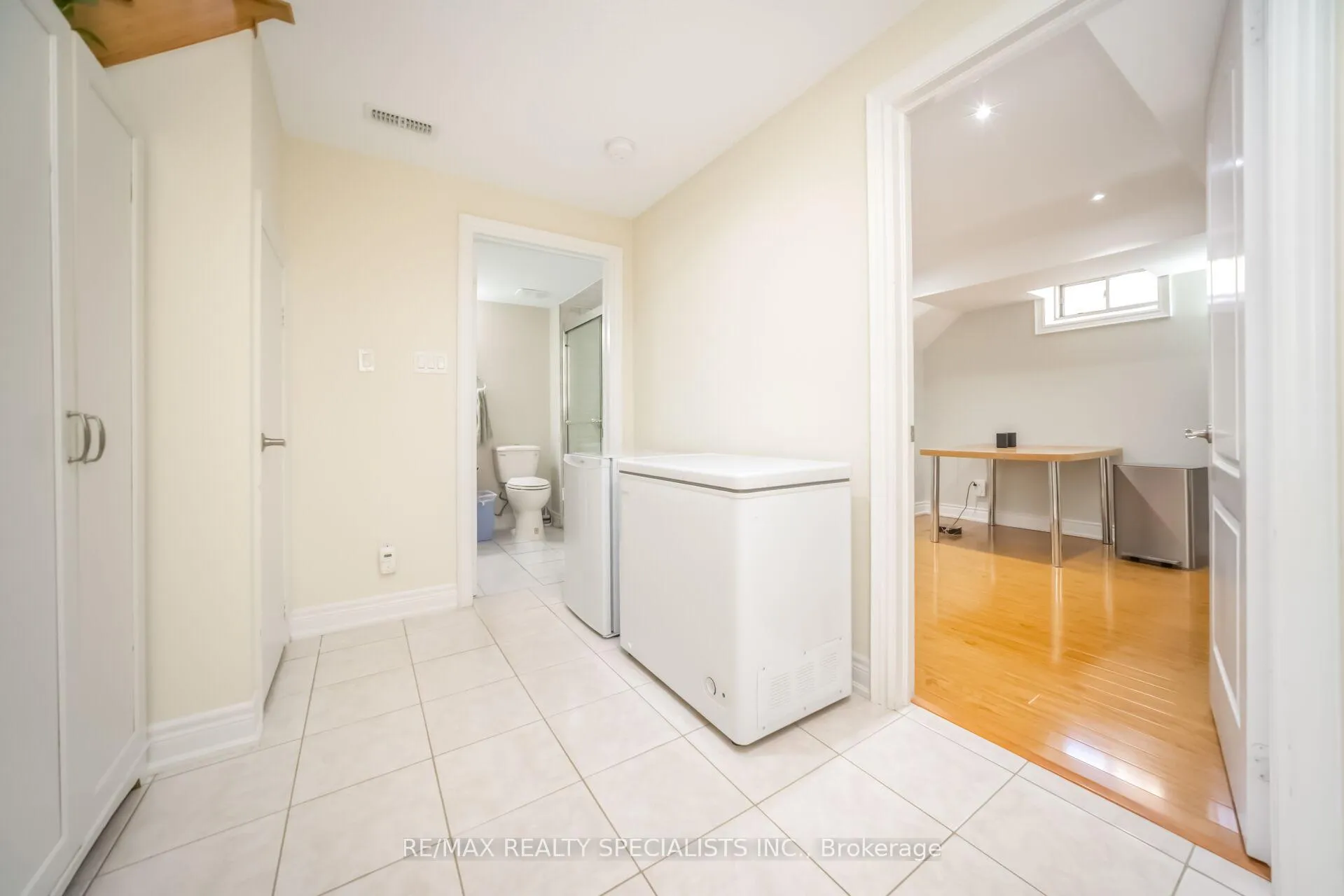 Photo 37 of 30 Portside Crescent, Brampton, Sandringham-Wellington — HOMEH