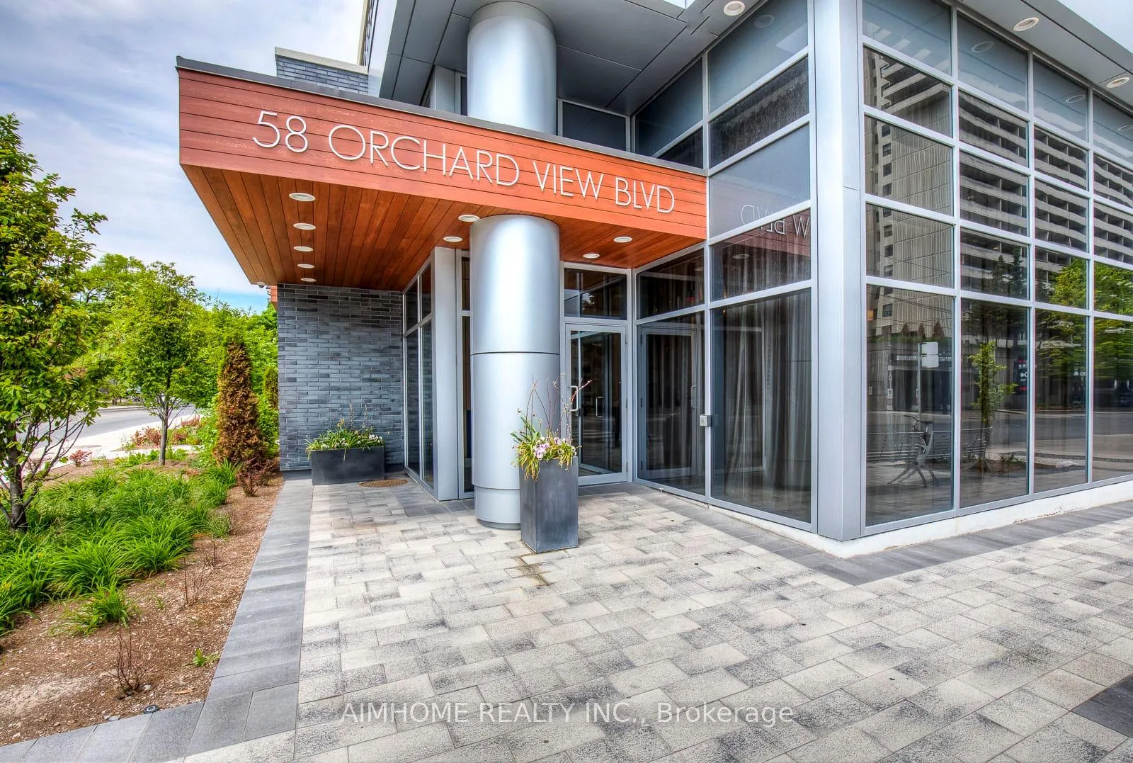 Photo 13 of Unit Ph06, 58 Orchard View Boulevard, Toronto, Yonge-Eglinton — HOMEH