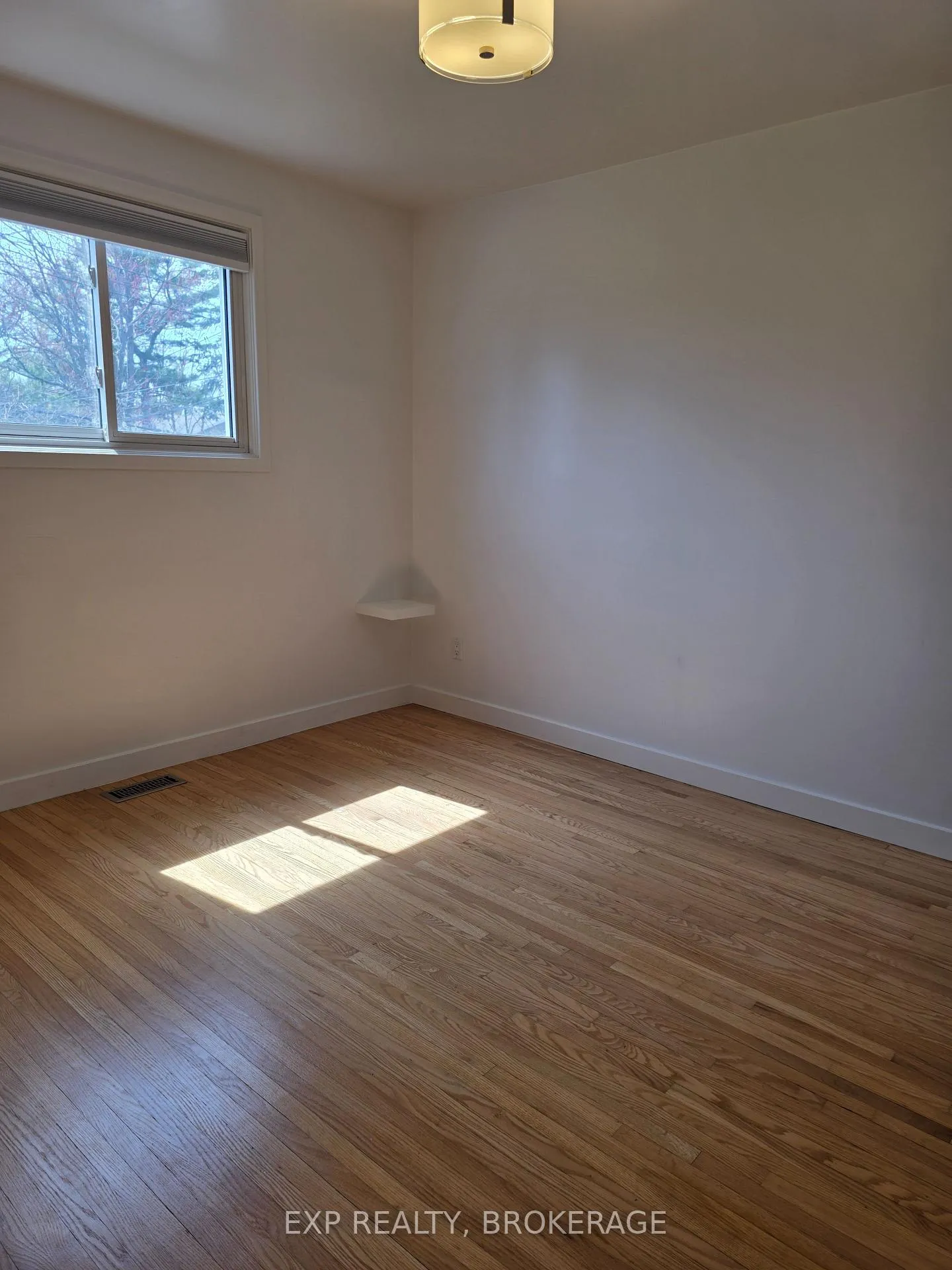Photo 9 of Unit A, 30 Queen Mary Drive, Kingston, Central City West — HOMEH