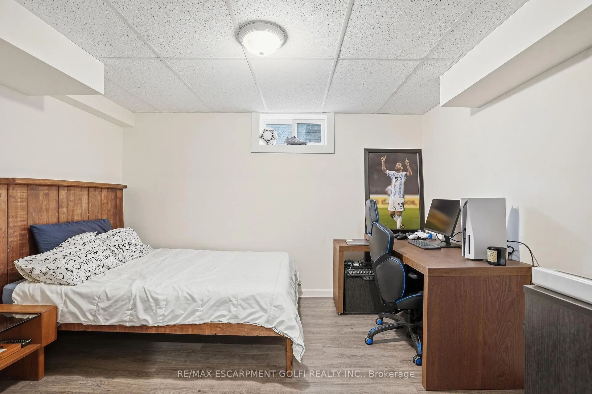 Photo 19 of 14 Edinburgh Drive, St. Catharines, Bunting/Linwell — HOMEH