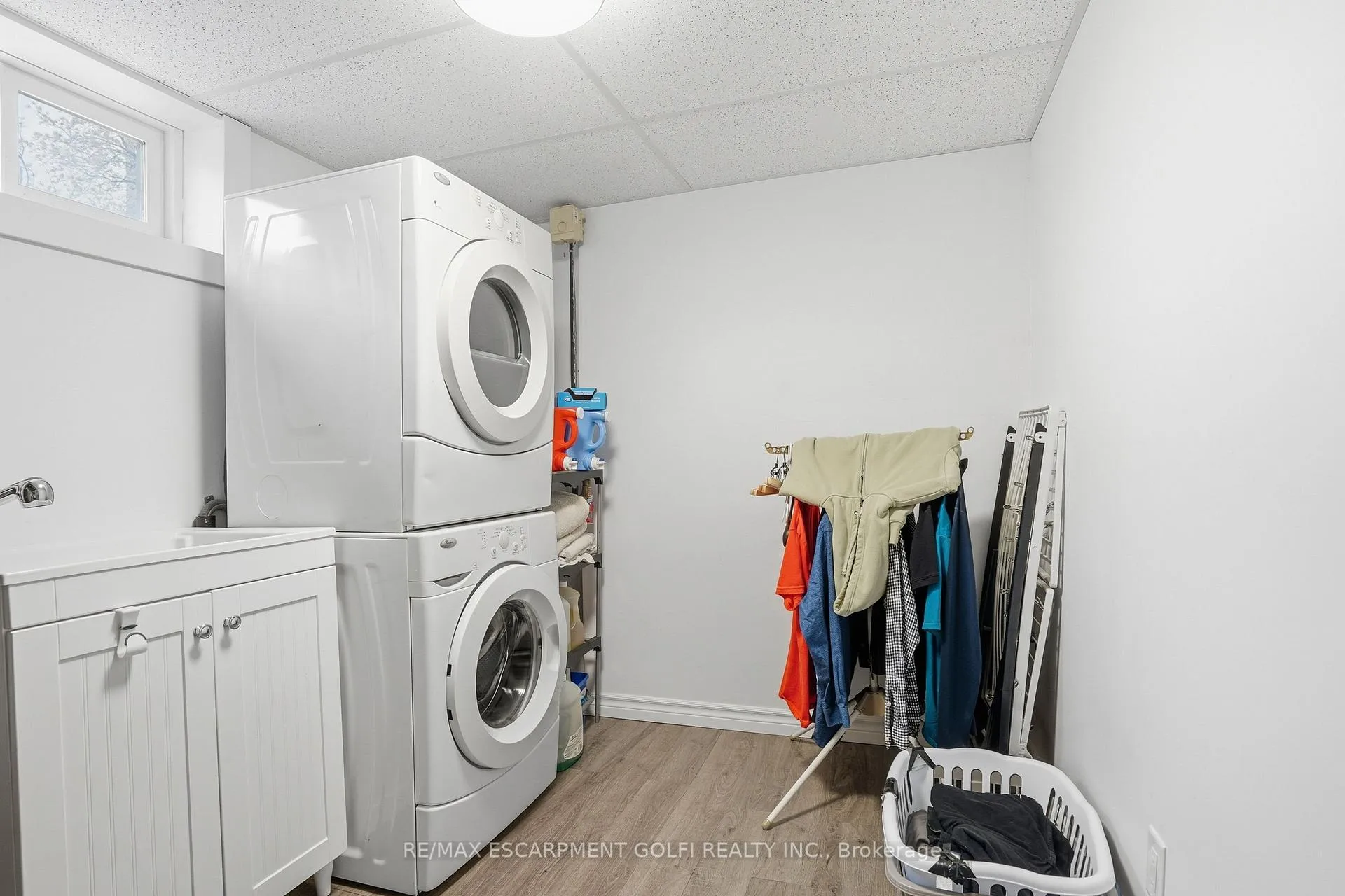 Photo 22 of 14 Edinburgh Drive, St. Catharines, Bunting/Linwell — HOMEH