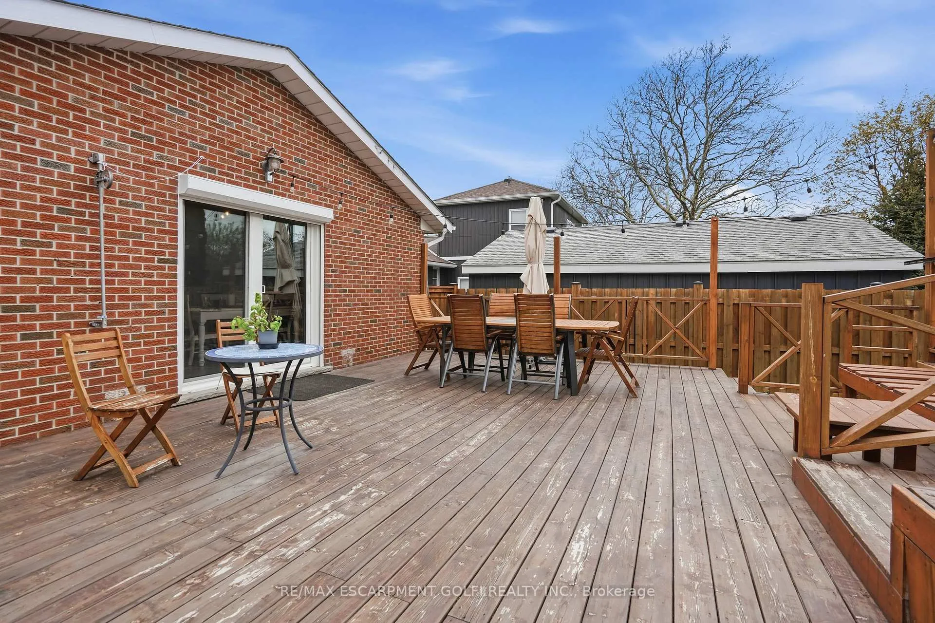Photo 23 of 14 Edinburgh Drive, St. Catharines, Bunting/Linwell — HOMEH