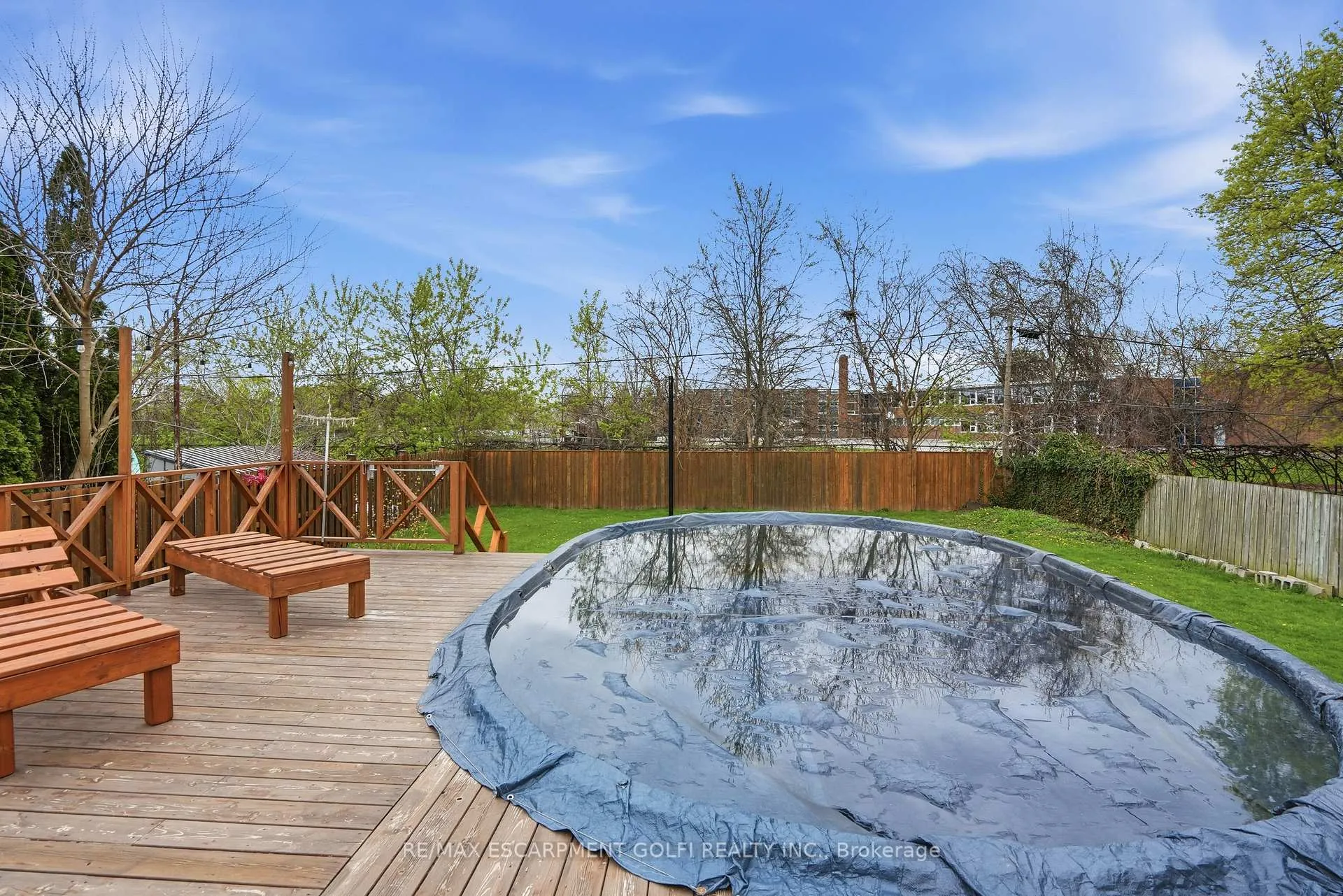 Photo 26 of 14 Edinburgh Drive, St. Catharines, Bunting/Linwell — HOMEH