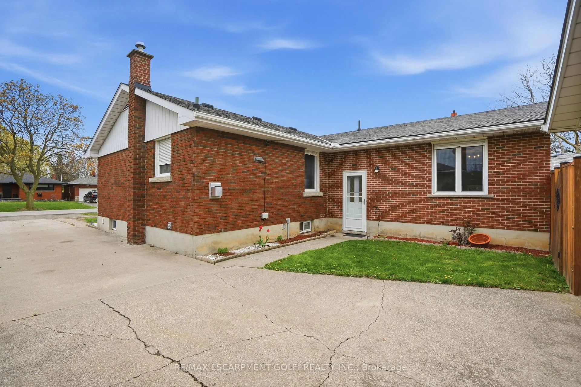 Photo 31 of 14 Edinburgh Drive, St. Catharines, Bunting/Linwell — HOMEH