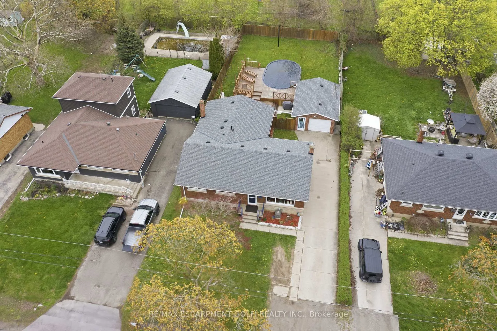 Photo 34 of 14 Edinburgh Drive, St. Catharines, Bunting/Linwell — HOMEH