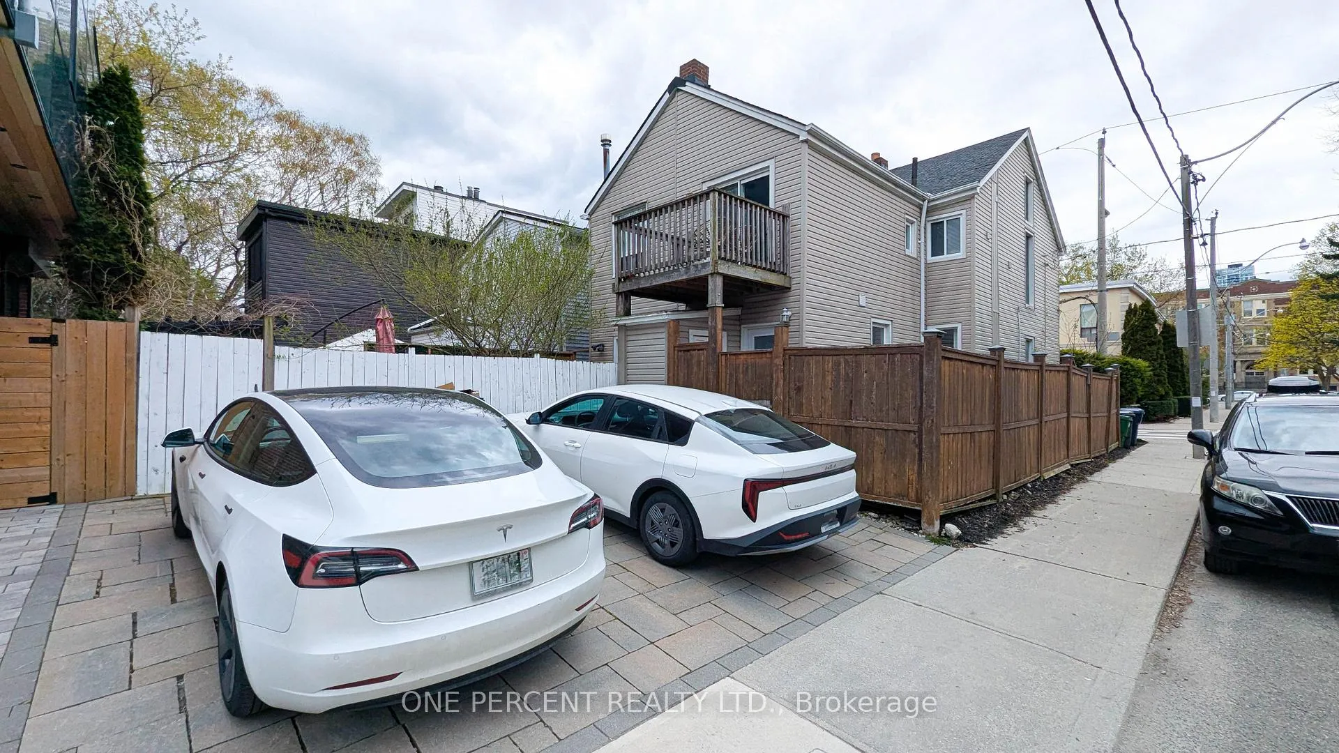 Photo 23 of 119 De Grassi Street, Toronto, South Riverdale — HOMEH