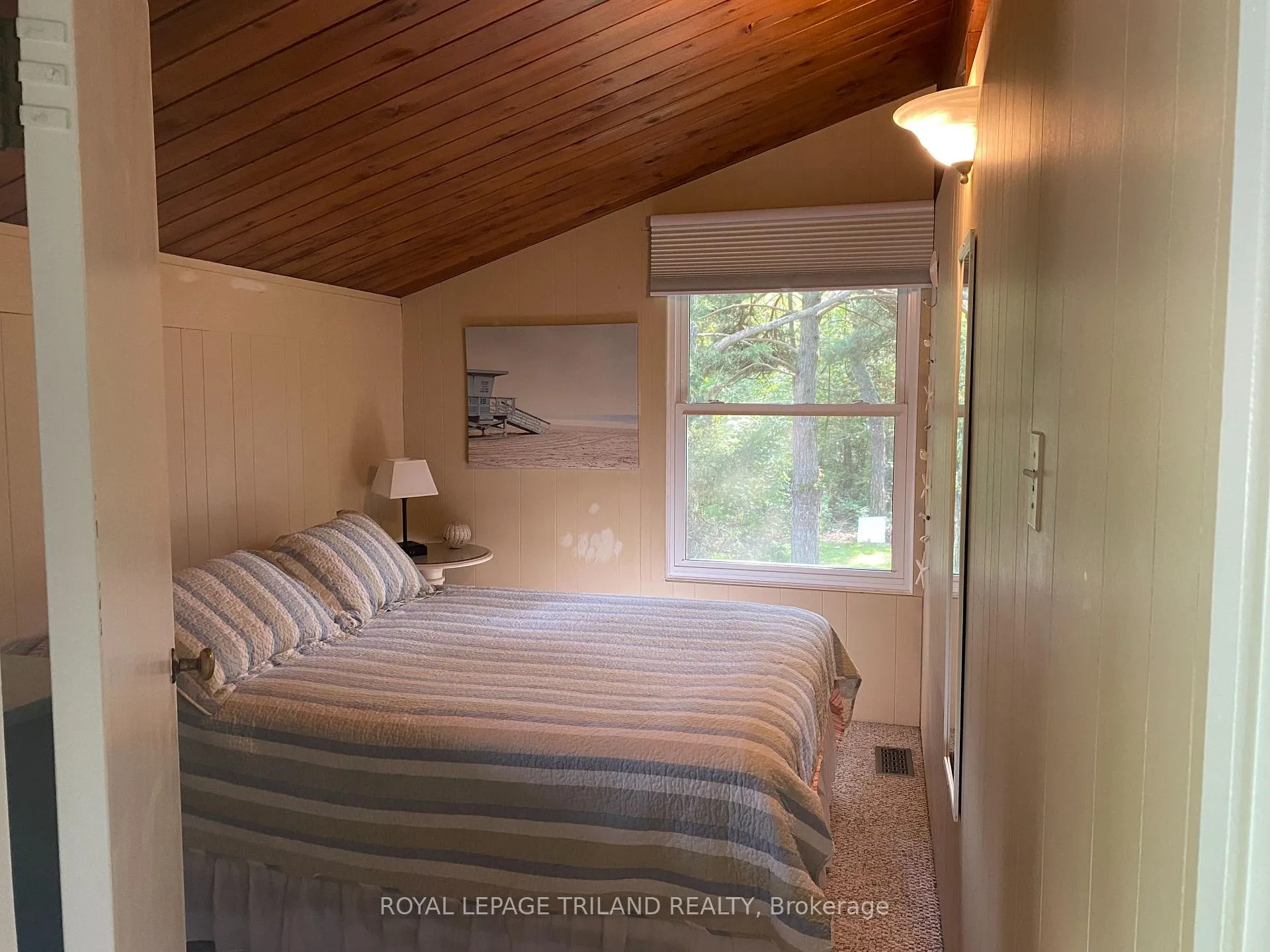 Photo 13 of 6329 William Street, Lambton Shores — HOMEH