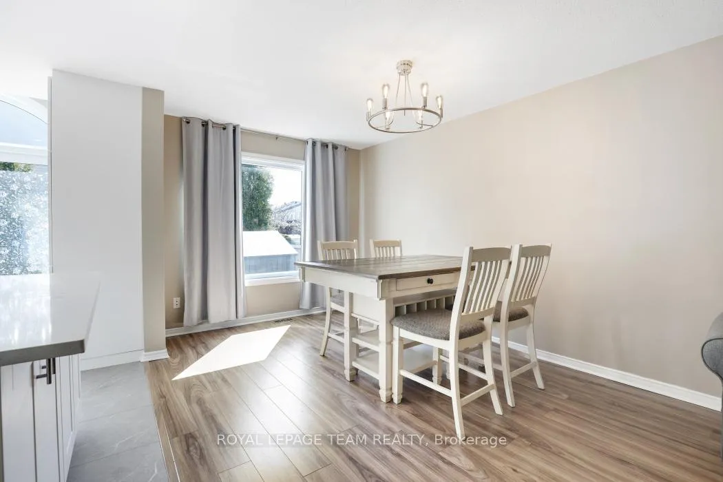 Photo 8 of 576 Chardonnay Drive, Ottawa, Avalon East — HOMEH