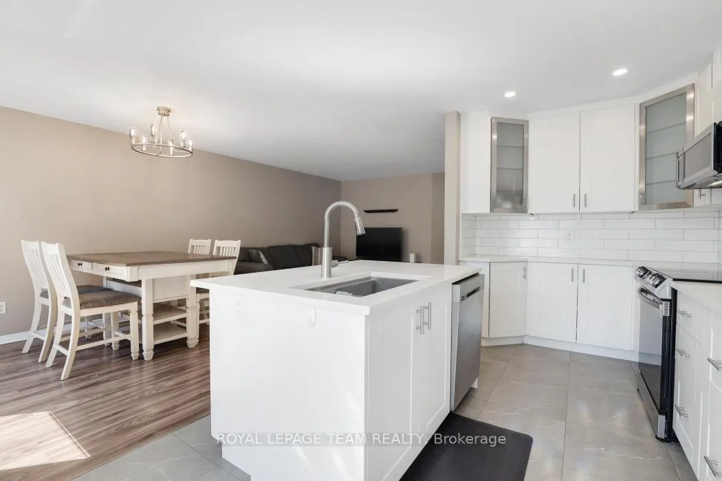 Photo 13 of 576 Chardonnay Drive, Ottawa, Avalon East — HOMEH
