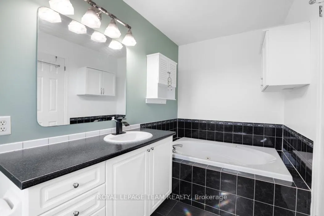 Photo 19 of 576 Chardonnay Drive, Ottawa, Avalon East — HOMEH