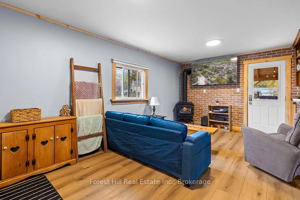 Photo 4 of 66 3rd Street SW, Arran-Elderslie — HOMEH