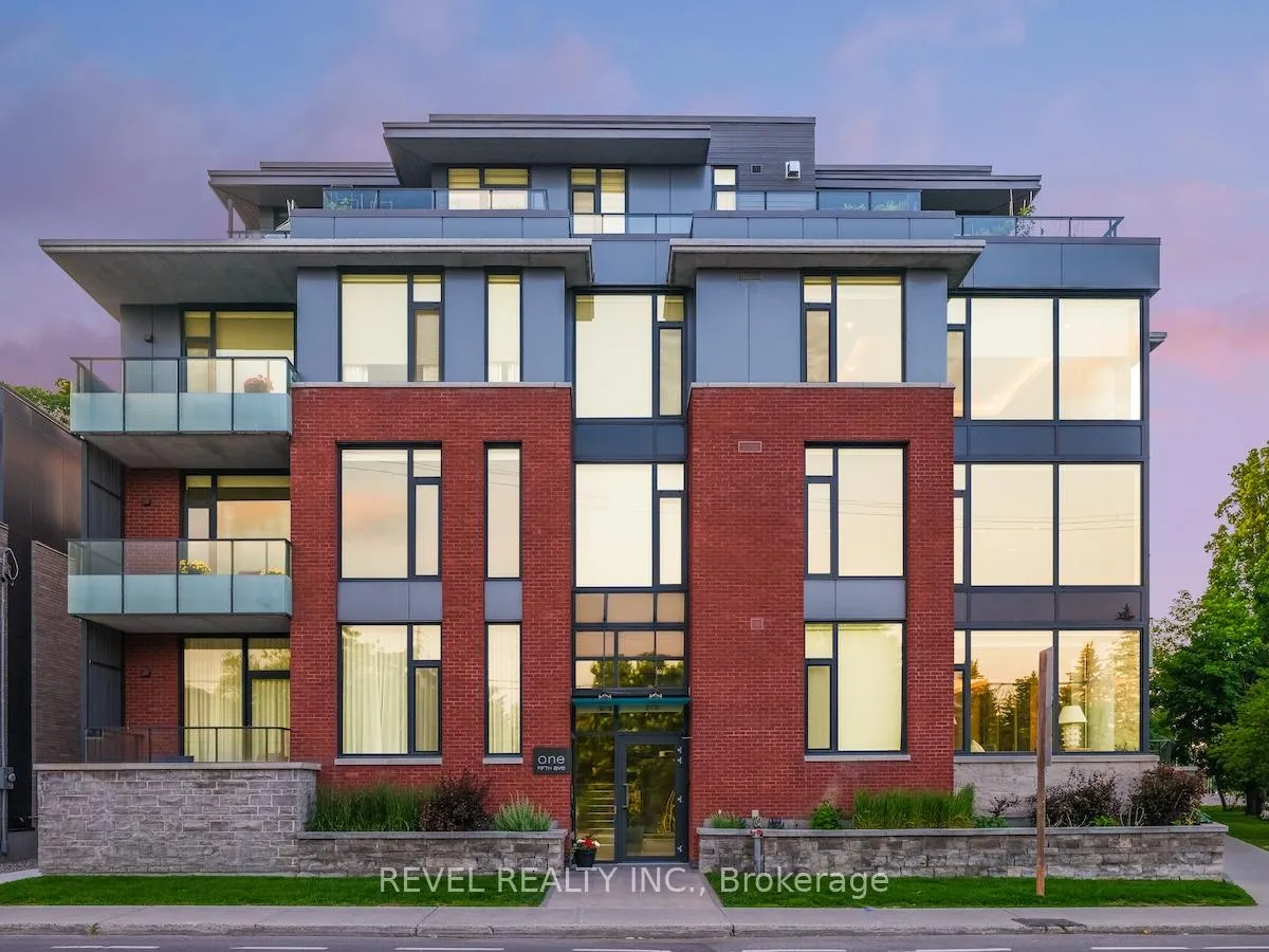 Front of Unit 205, 1 Fifth Avenue