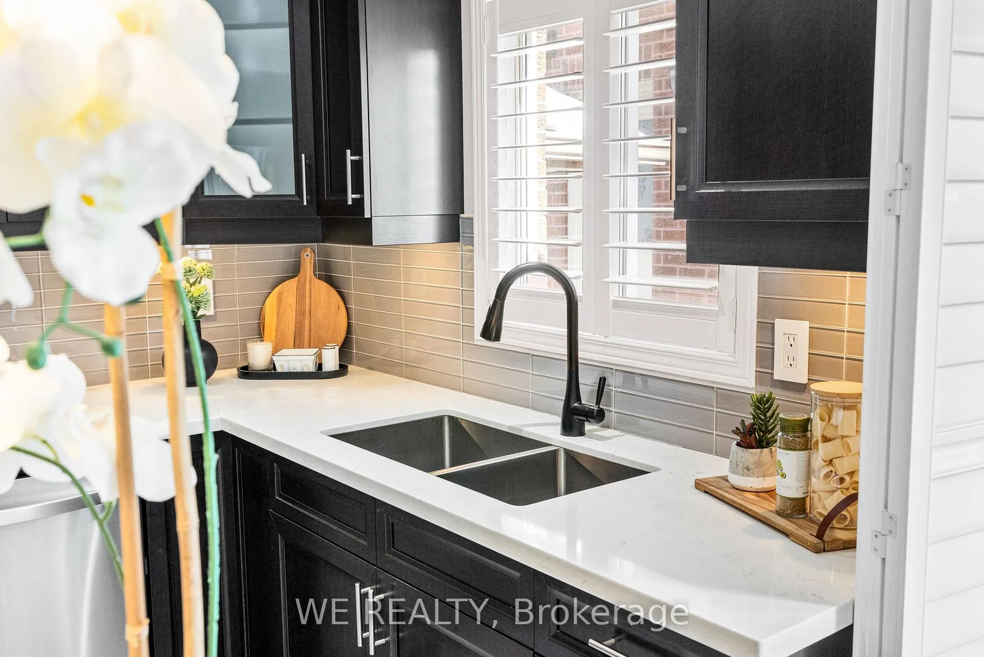 Photo 18 of 2120 Lynn Heights Drive, Pickering, Liverpool — HOMEH
