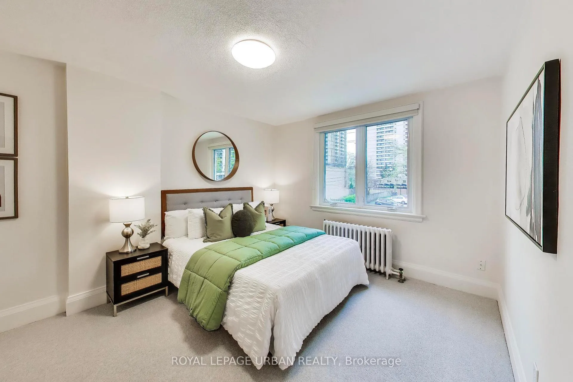 Photo 16 of 176 Davisville Avenue, Toronto, Mount Pleasant West — HOMEH