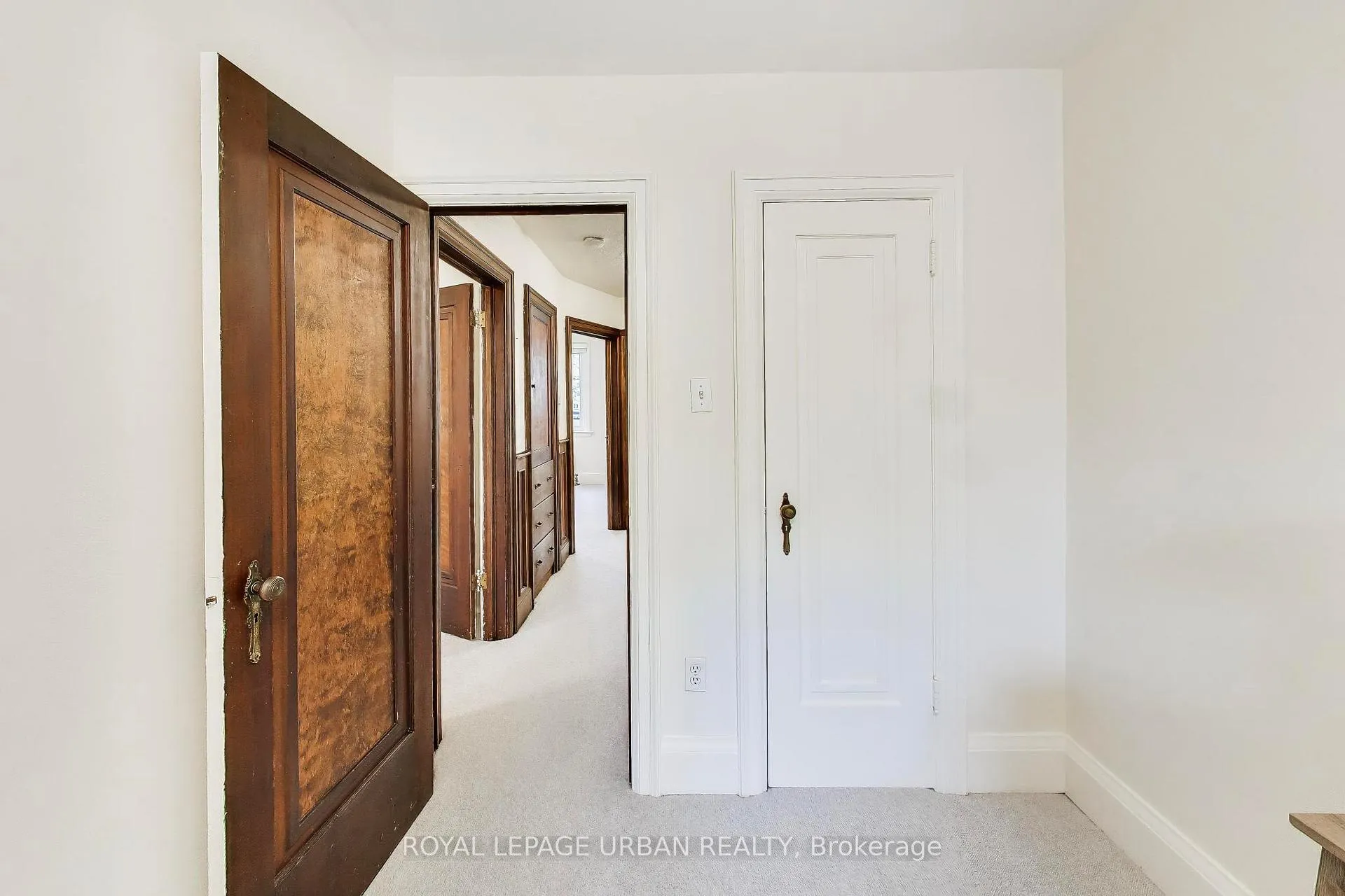 Photo 23 of 176 Davisville Avenue, Toronto, Mount Pleasant West — HOMEH
