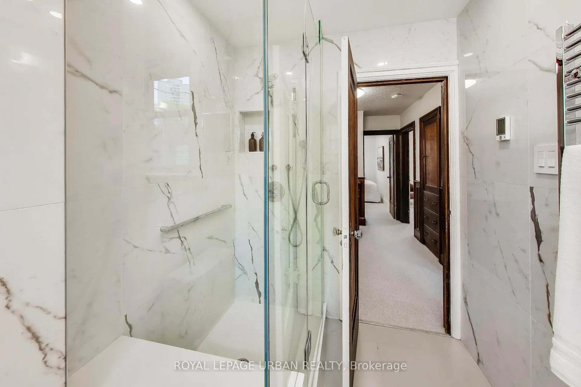 Photo 25 of 176 Davisville Avenue, Toronto, Mount Pleasant West — HOMEH