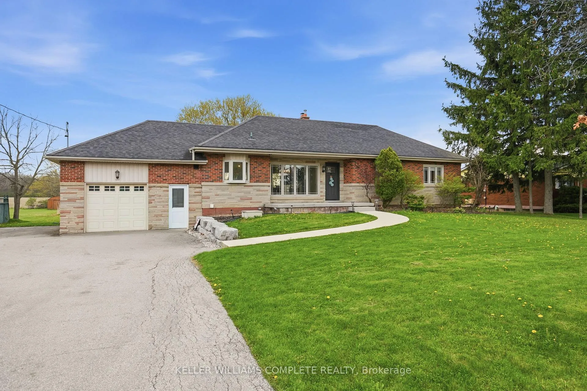 Photo 1 of 533 Woodburn Road, Hamilton, Woodburn — HOMEH