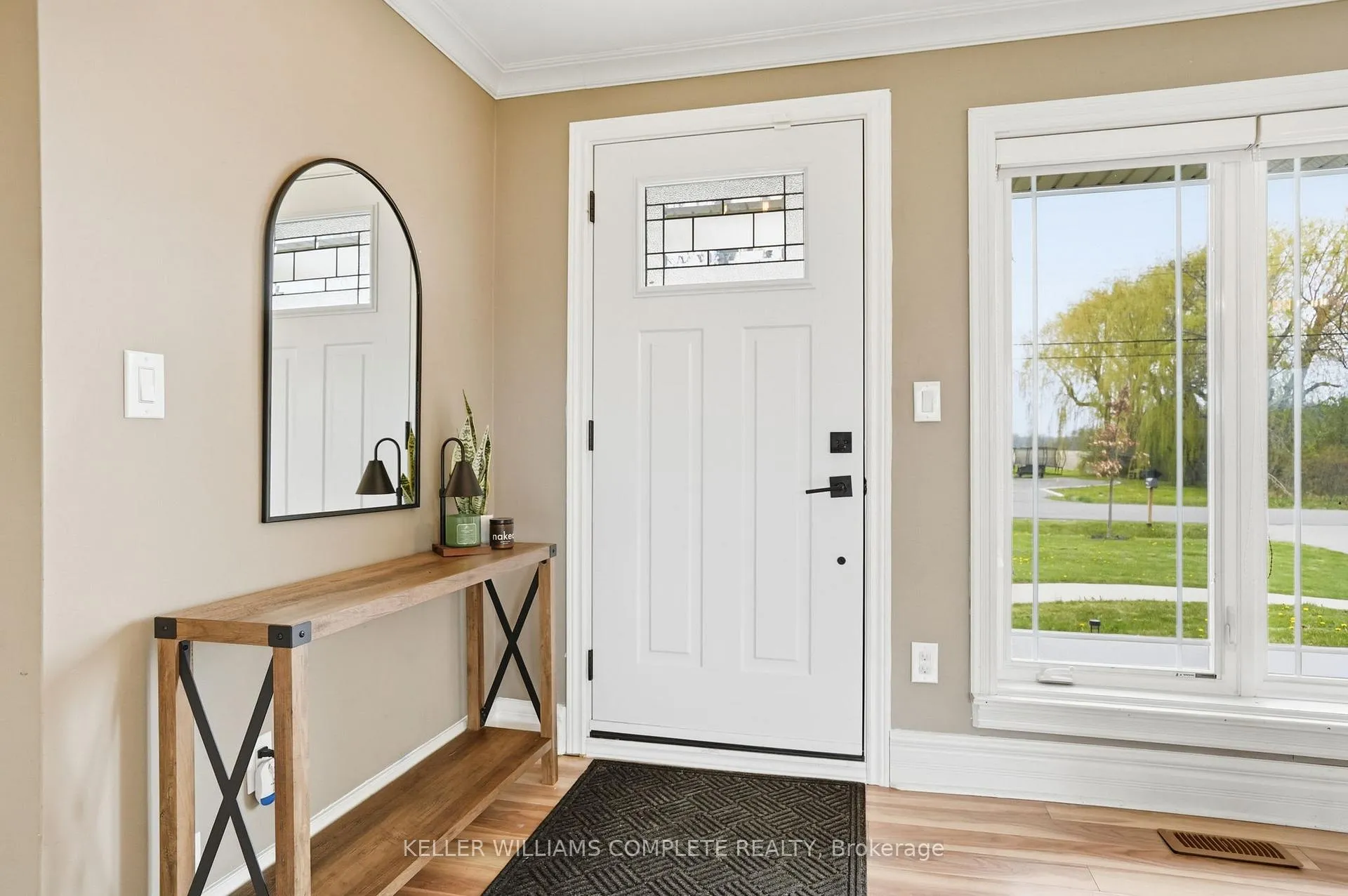Photo 3 of 533 Woodburn Road, Hamilton, Woodburn — HOMEH