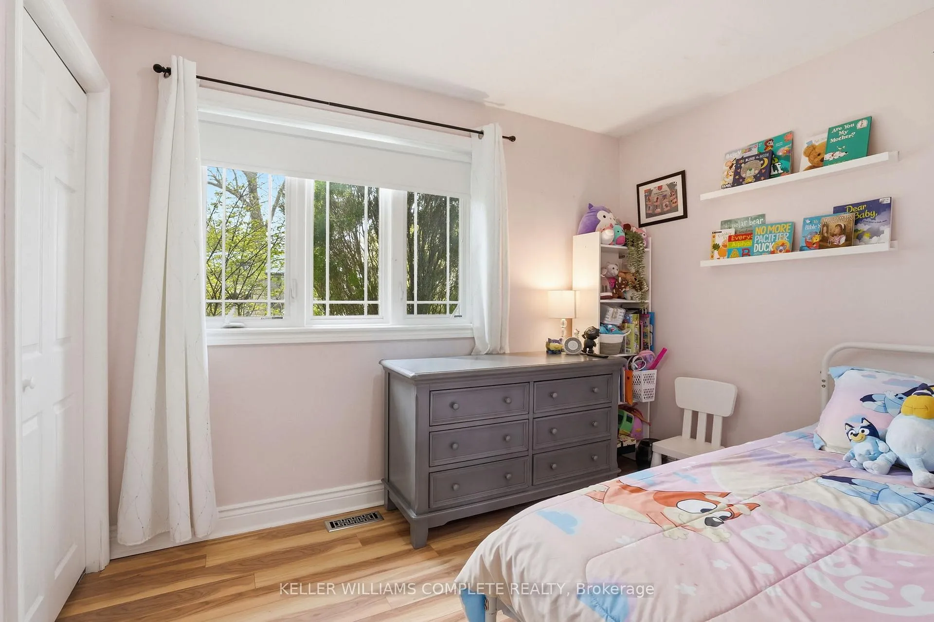 Photo 16 of 533 Woodburn Road, Hamilton, Woodburn — HOMEH
